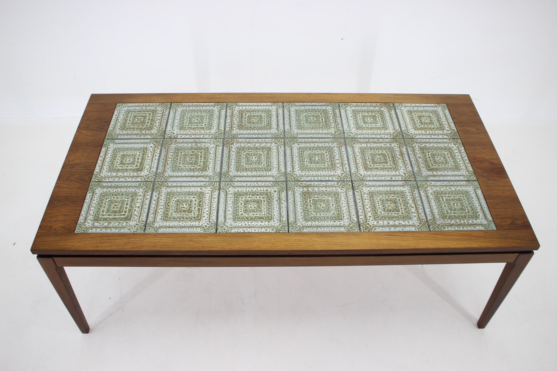 Mid-Century Modern 1960s Palisander and Tile Coffee Table, Denmark For Sale