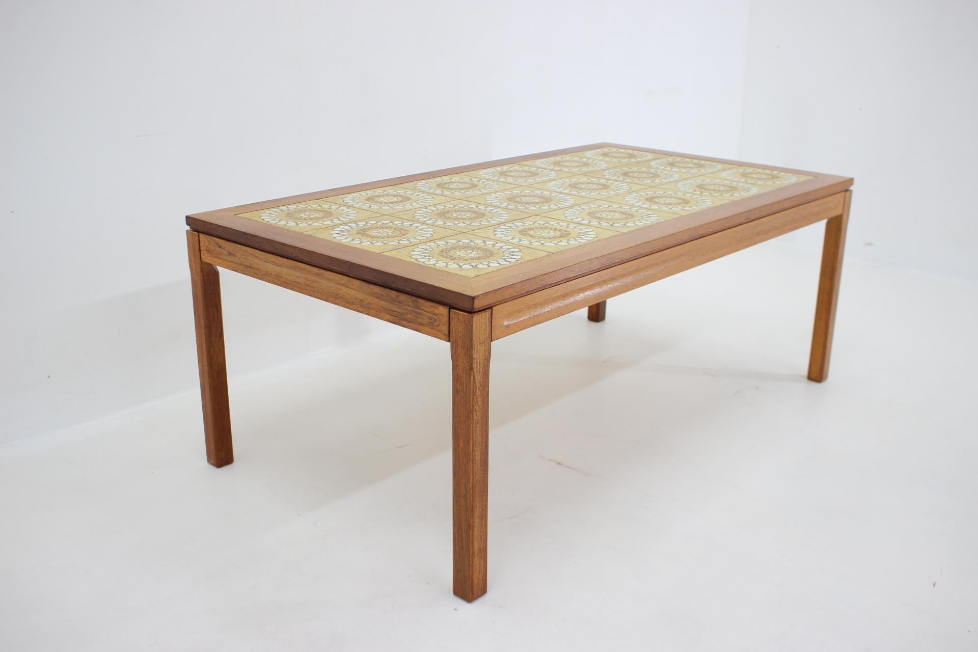 Wood 1960s Palisander and Tile Coffee Table, Denmark For Sale