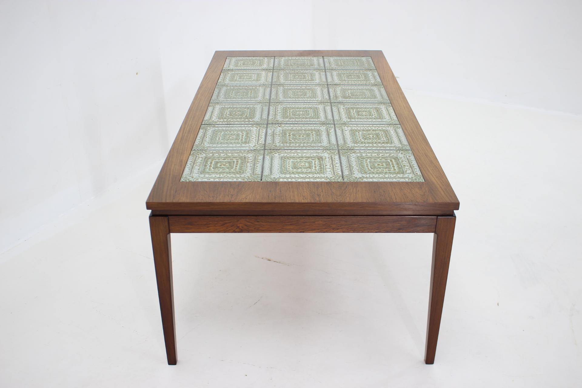 1960s Palisander and Tile Coffee Table, Denmark For Sale 1