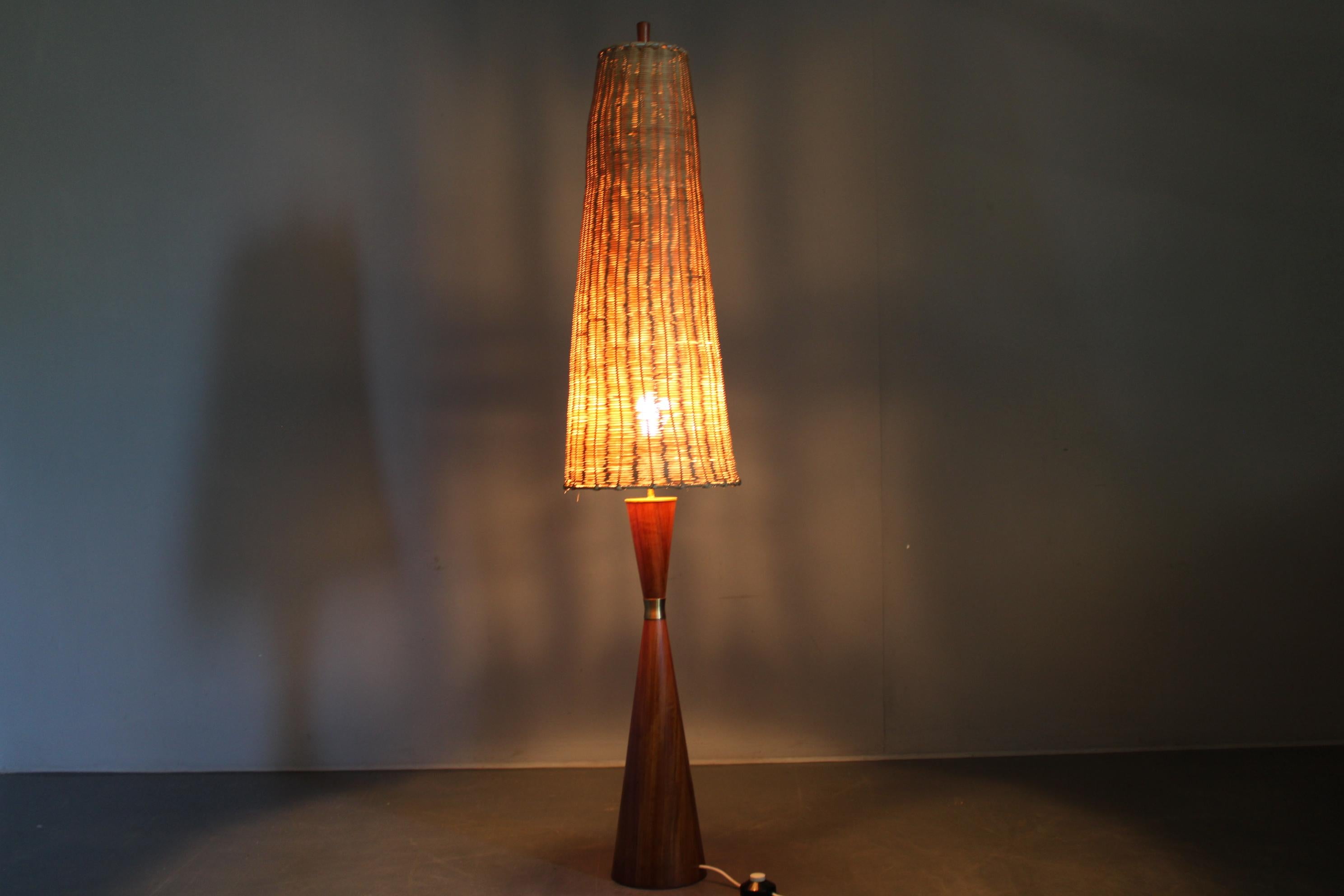 1960s Parker Knoll Wooden Table Lamp with wicker shade, Britain For Sale 2