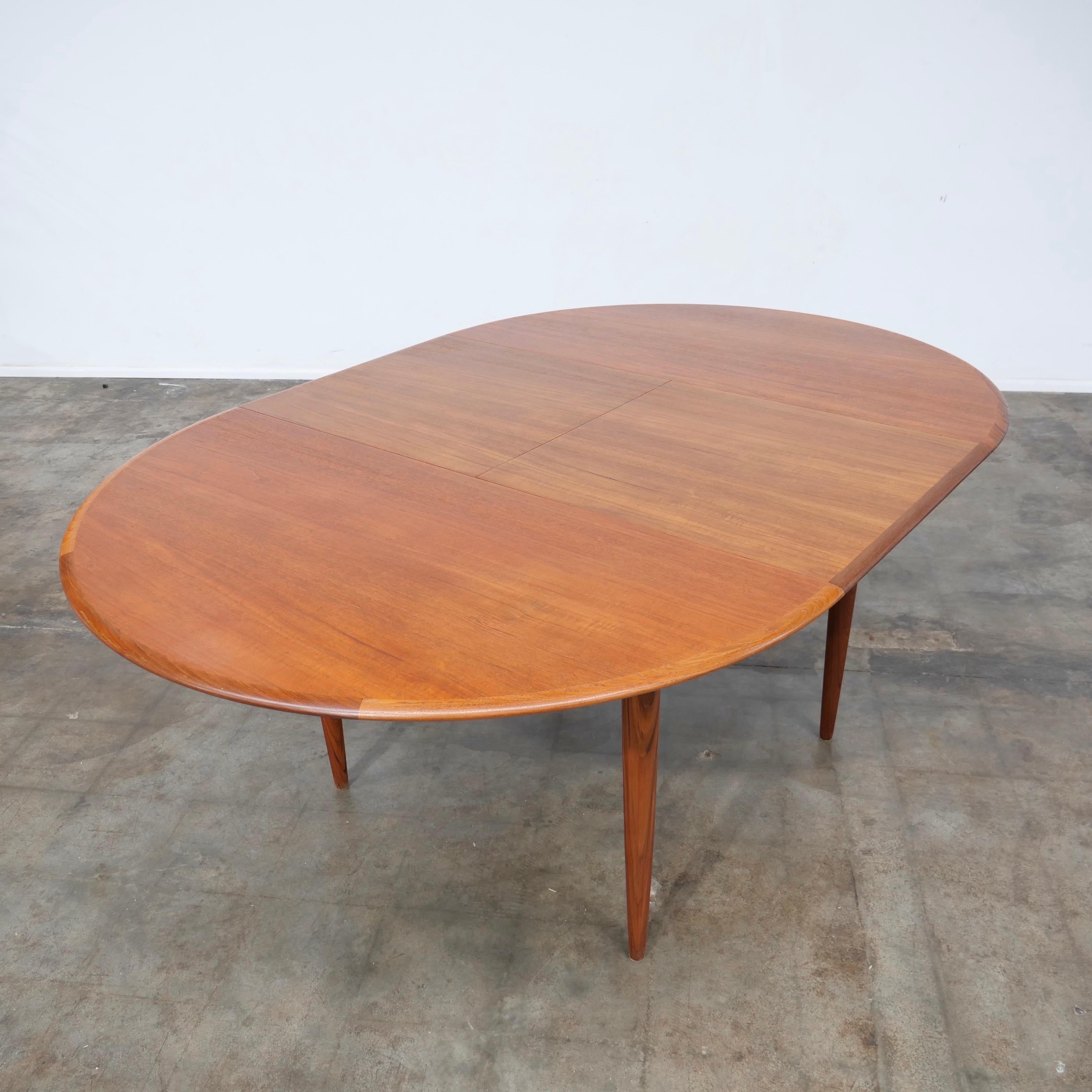 Mid-Century Modern 1960's Parker Nordic Extention Dining Table