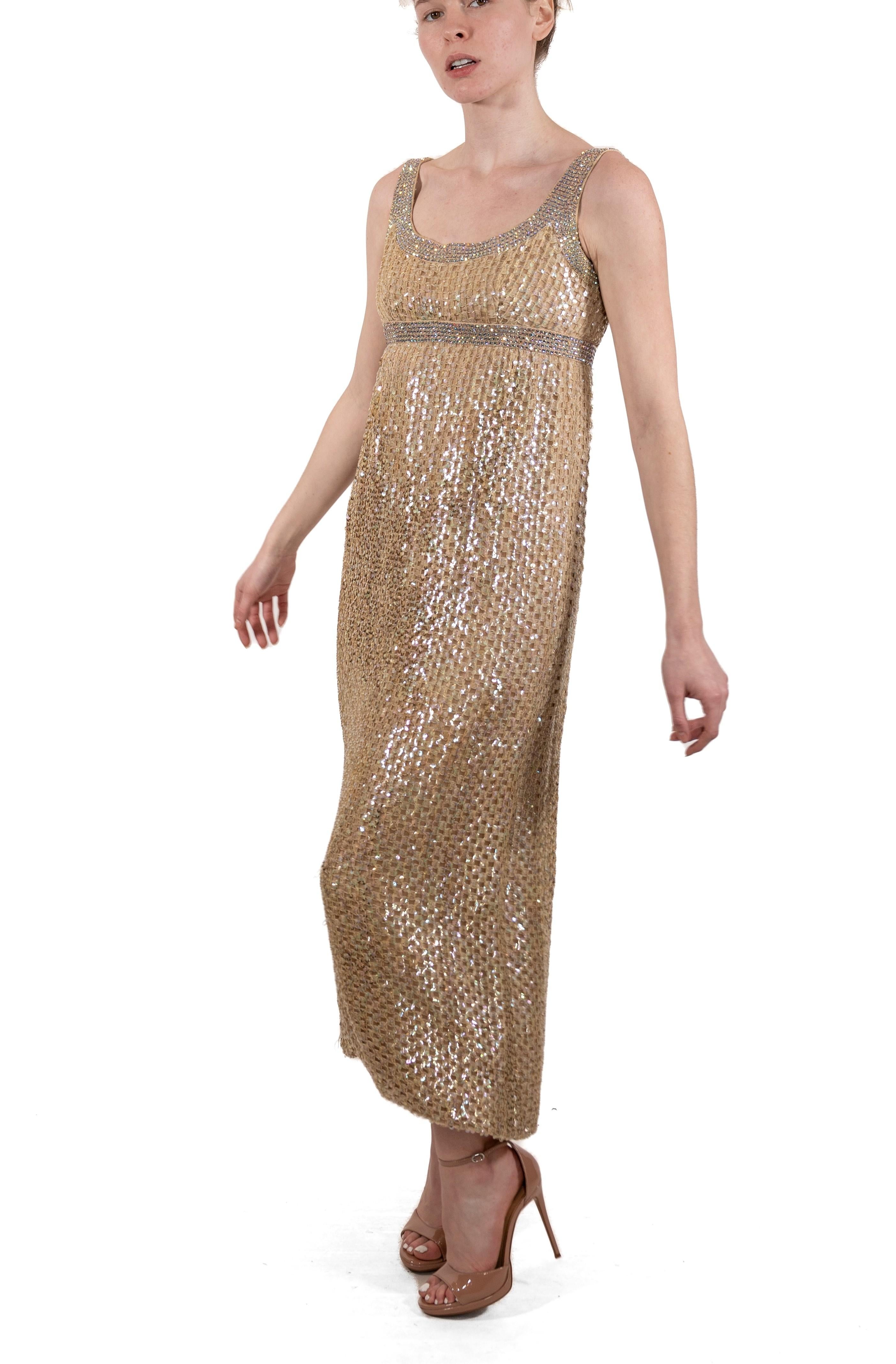 Pat Sandler - Robe empire avec filet de rayonne mélangé écru métallisé et sequins, années 1960 Bon état - En vente à New York, NY