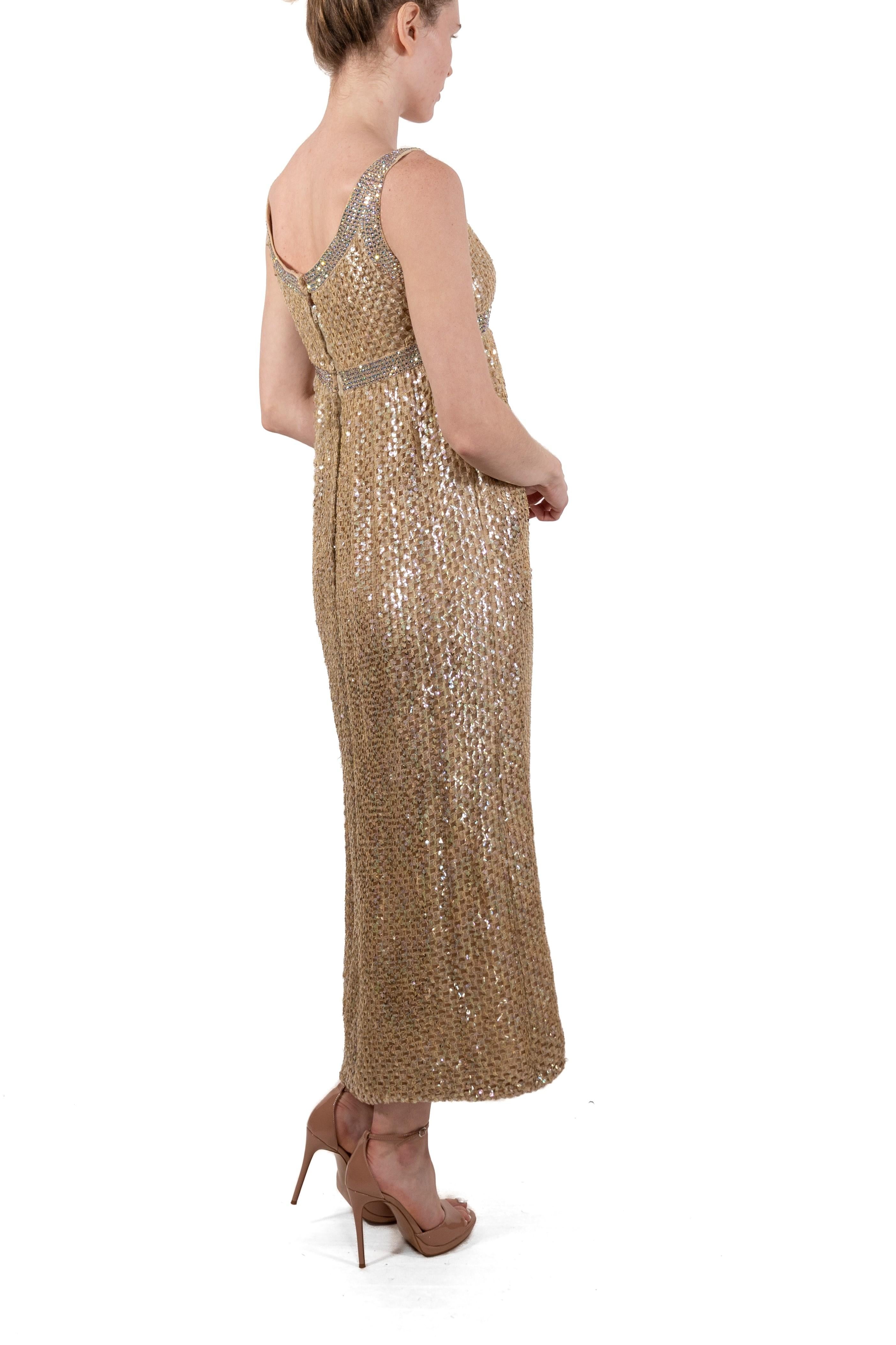 Pat Sandler - Robe empire avec filet de rayonne mélangé écru métallisé et sequins, années 1960 en vente 3