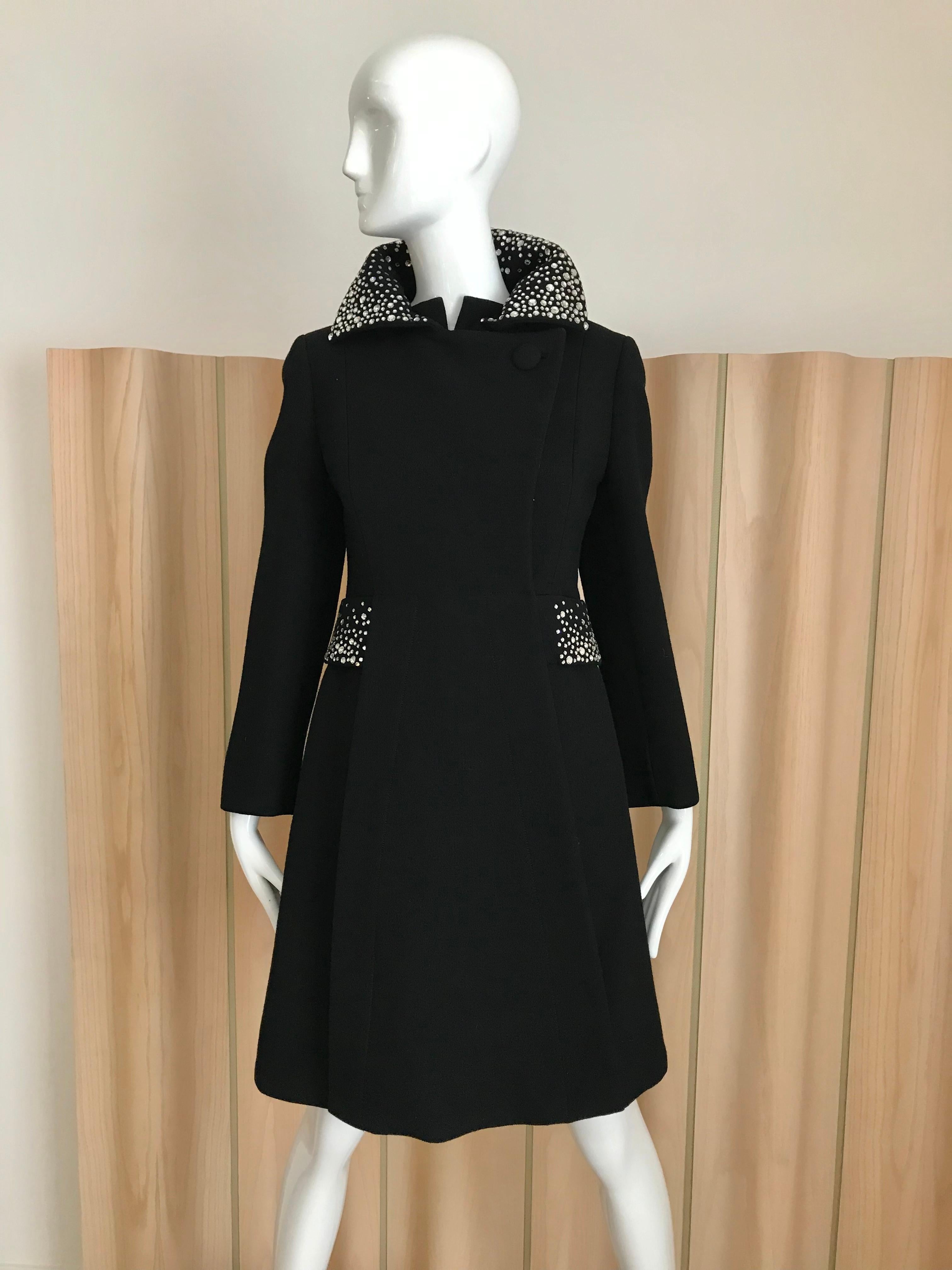 sleeveless dress with coat