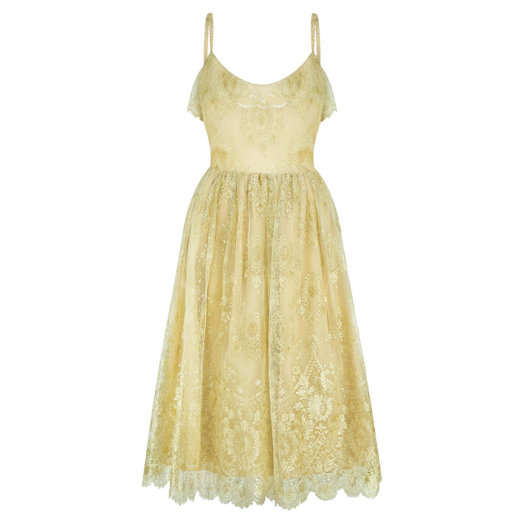 Abito in pizzo d
oro Pauline Trigère Demi Couture del 1960 in vendita