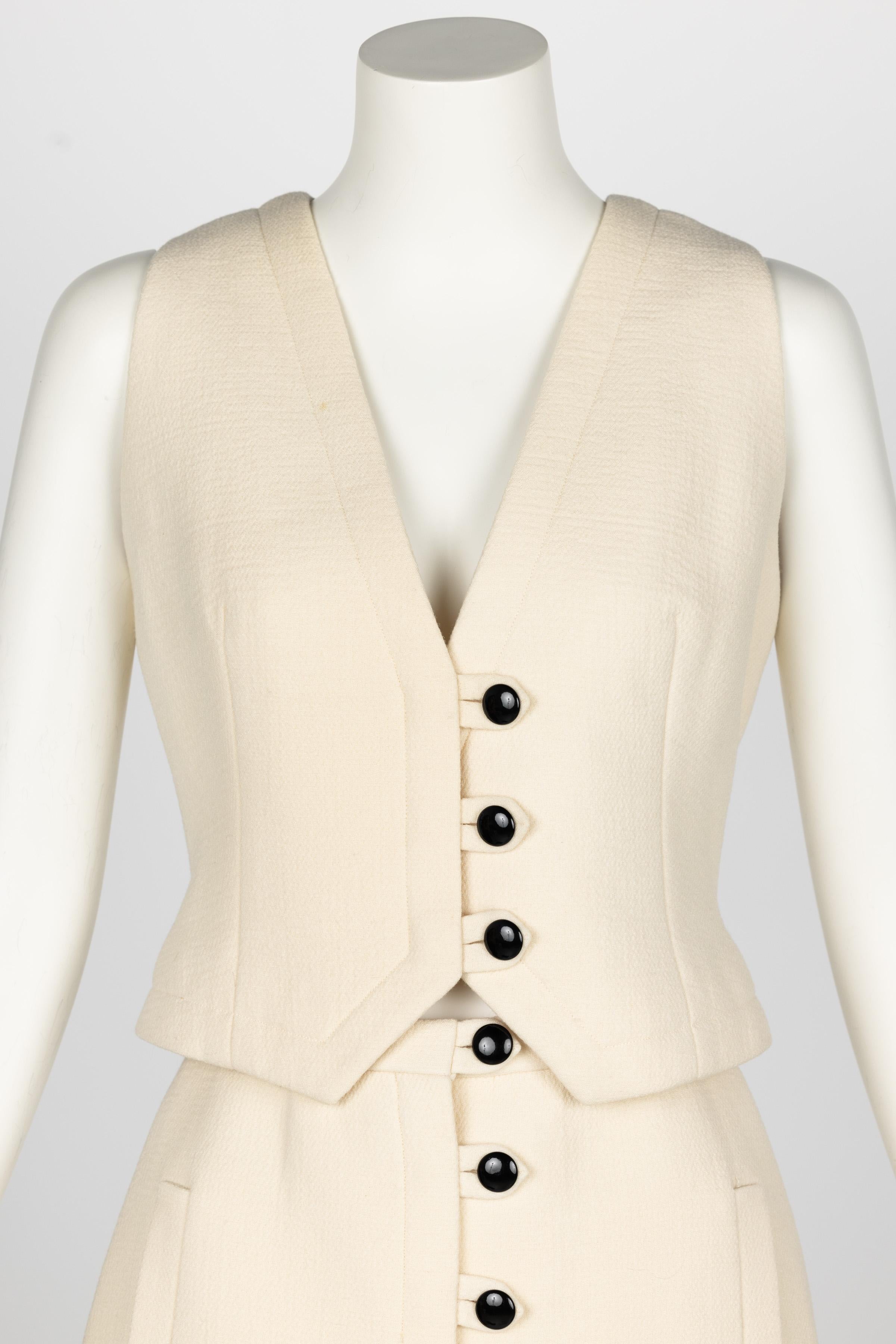 1960s Pauline Trigere Ivory & Black Tailored Vest Skirt Suit In Excellent Condition For Sale In Boca Raton, FL