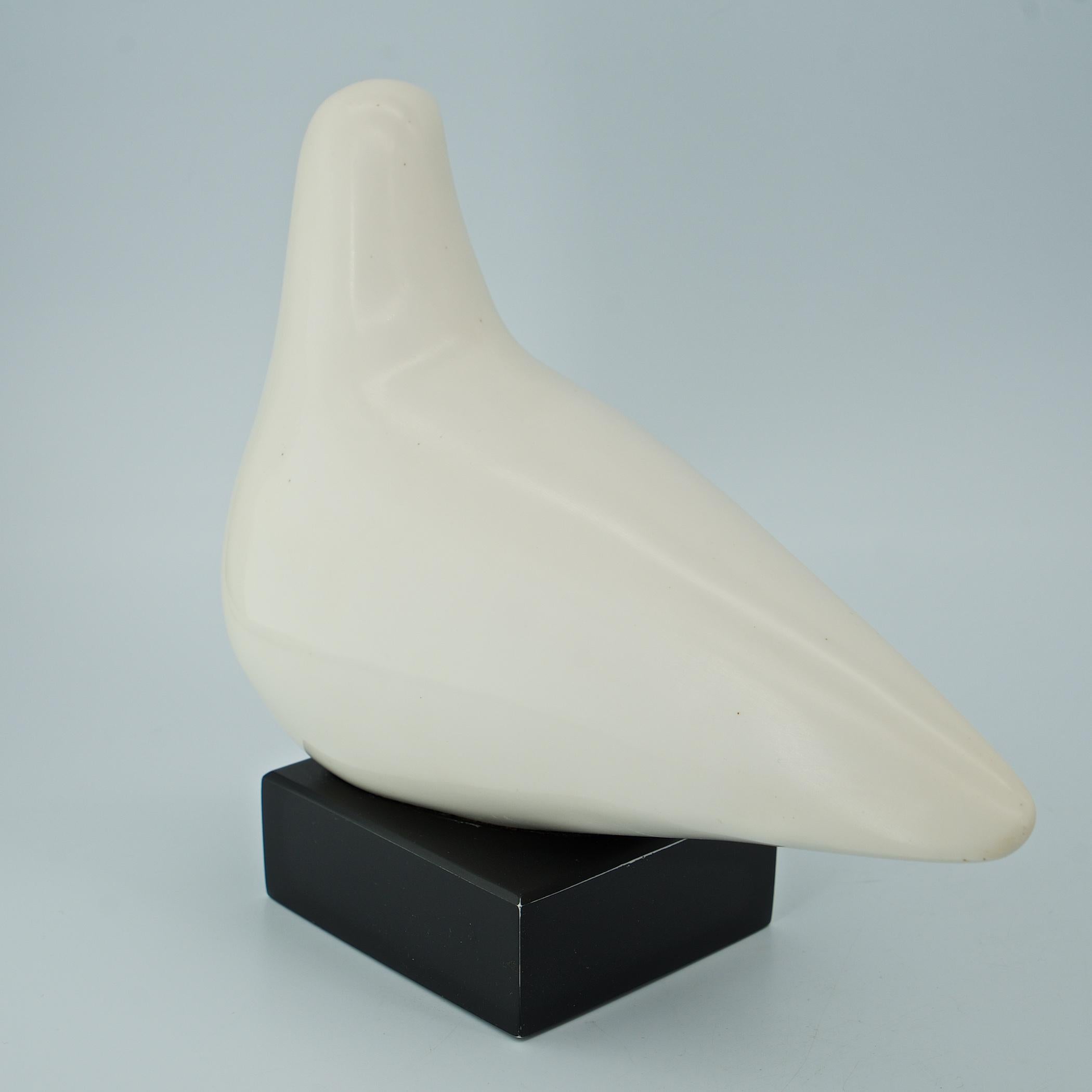 Minimalist 1960s Peace Dove Bird-Form Sculpture Modernist Abstract Mid-Century Sculptress For Sale