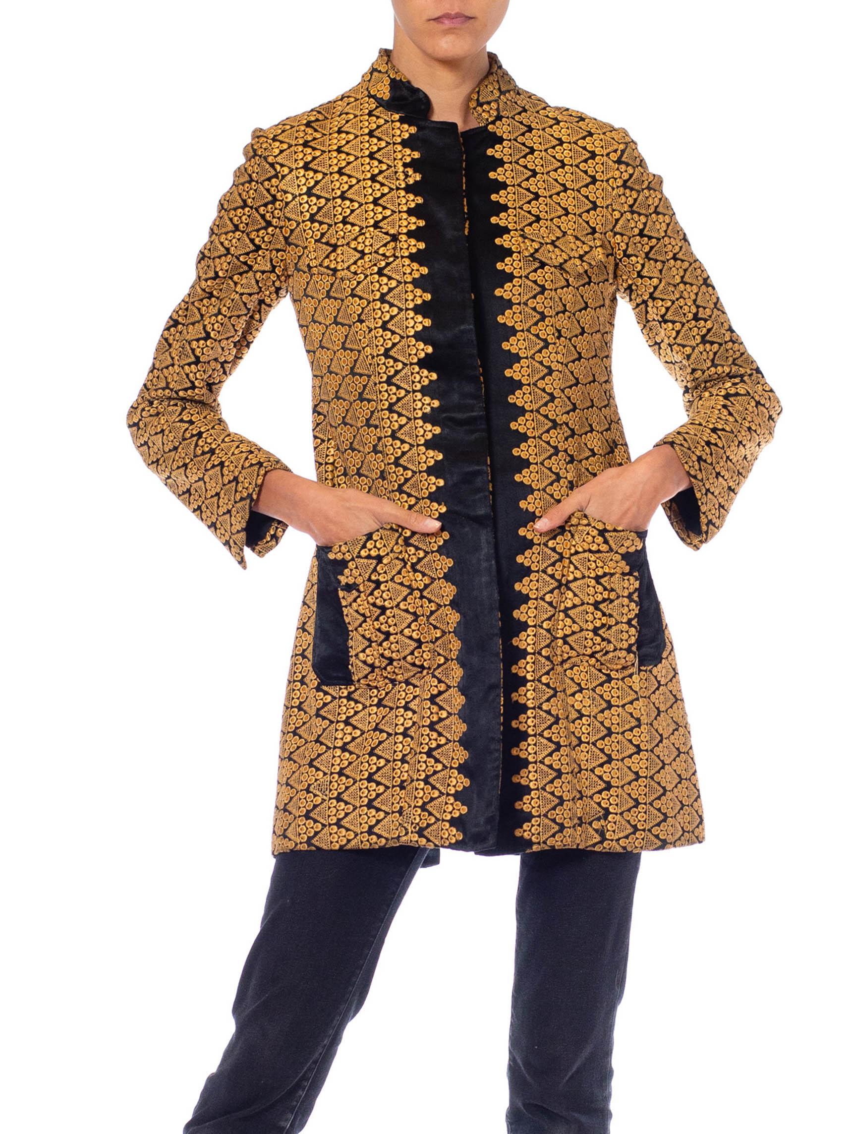 1960S Peach Haute Couture Silk Blend Embroidered Indian Inspired Jacket Made In In Good Condition For Sale In New York, NY