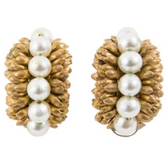Retro 1960s Pearl and Gold Tone Clip on Earrings