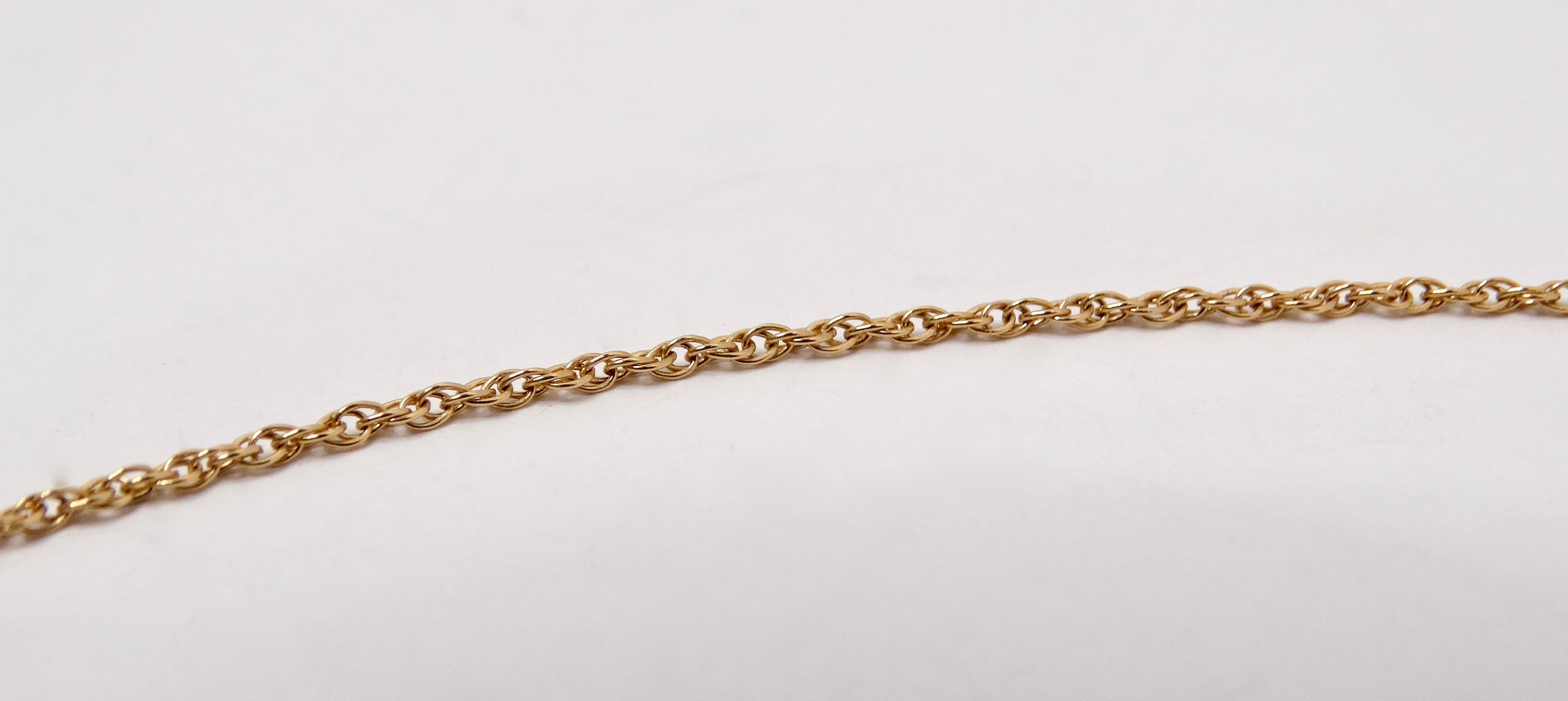 1960s Pearl Cluster Flower 14k Gold Chain Pendant Necklace With Diamond In Good Condition For Sale In Scottsdale, AZ