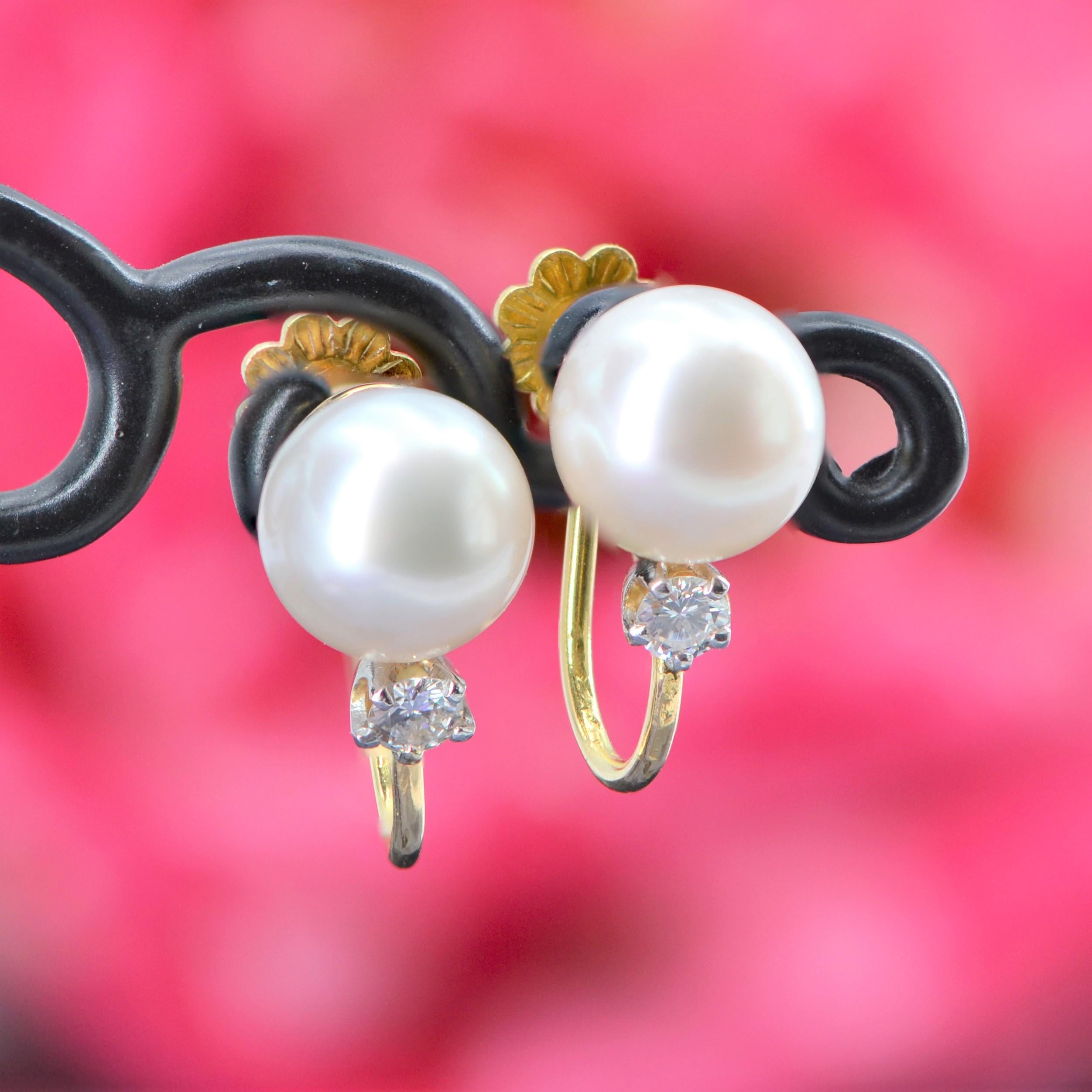 Retro 1960s Pearl Diamonds 18 Karat Yellow Gold for Non-Pierced Ears Earrings For Sale