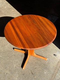 1960s Pedestal Table by D Scan in solid teak
