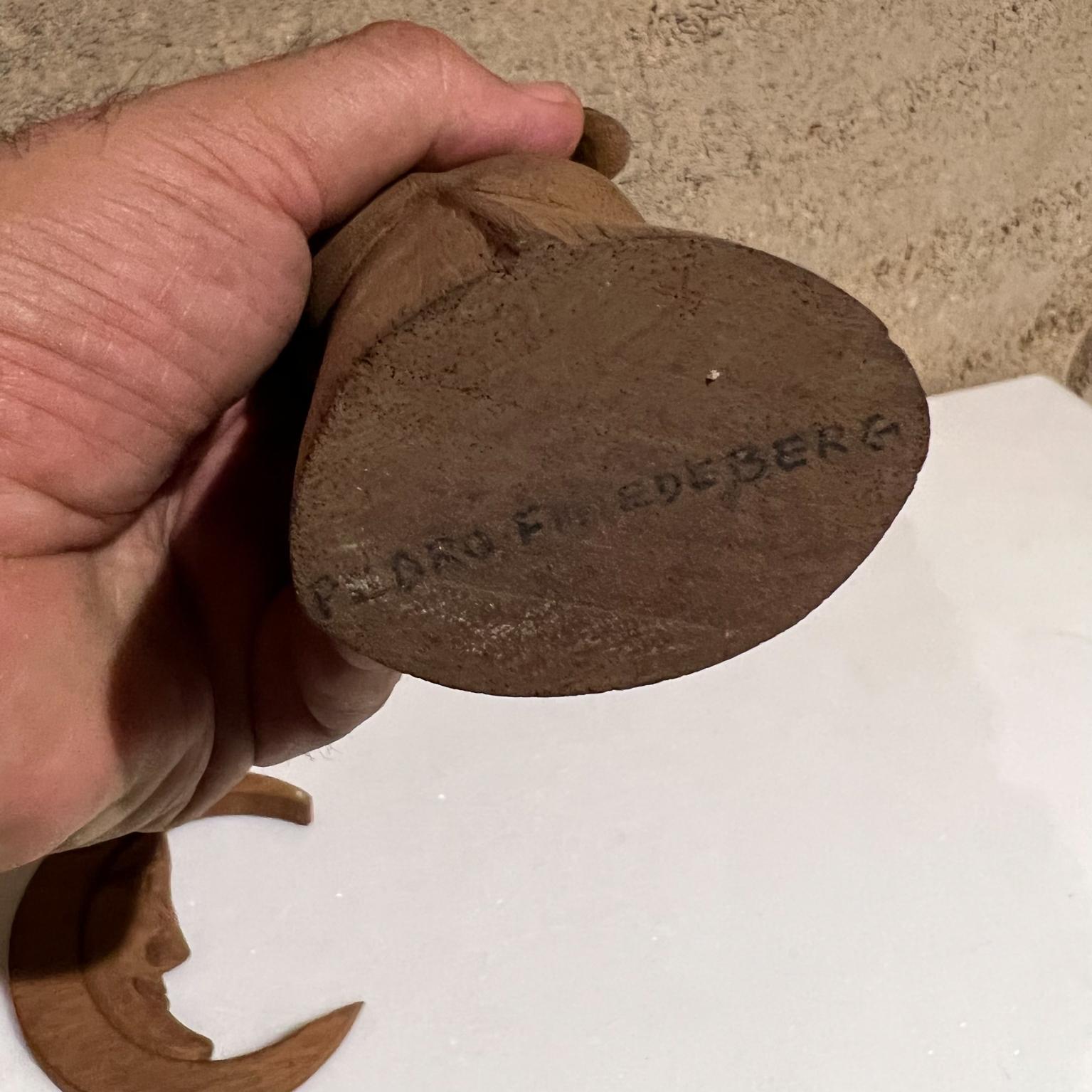 1960 Pedro Friedeberg Escultura artística de madera de caoba con luna hecha a mano 4