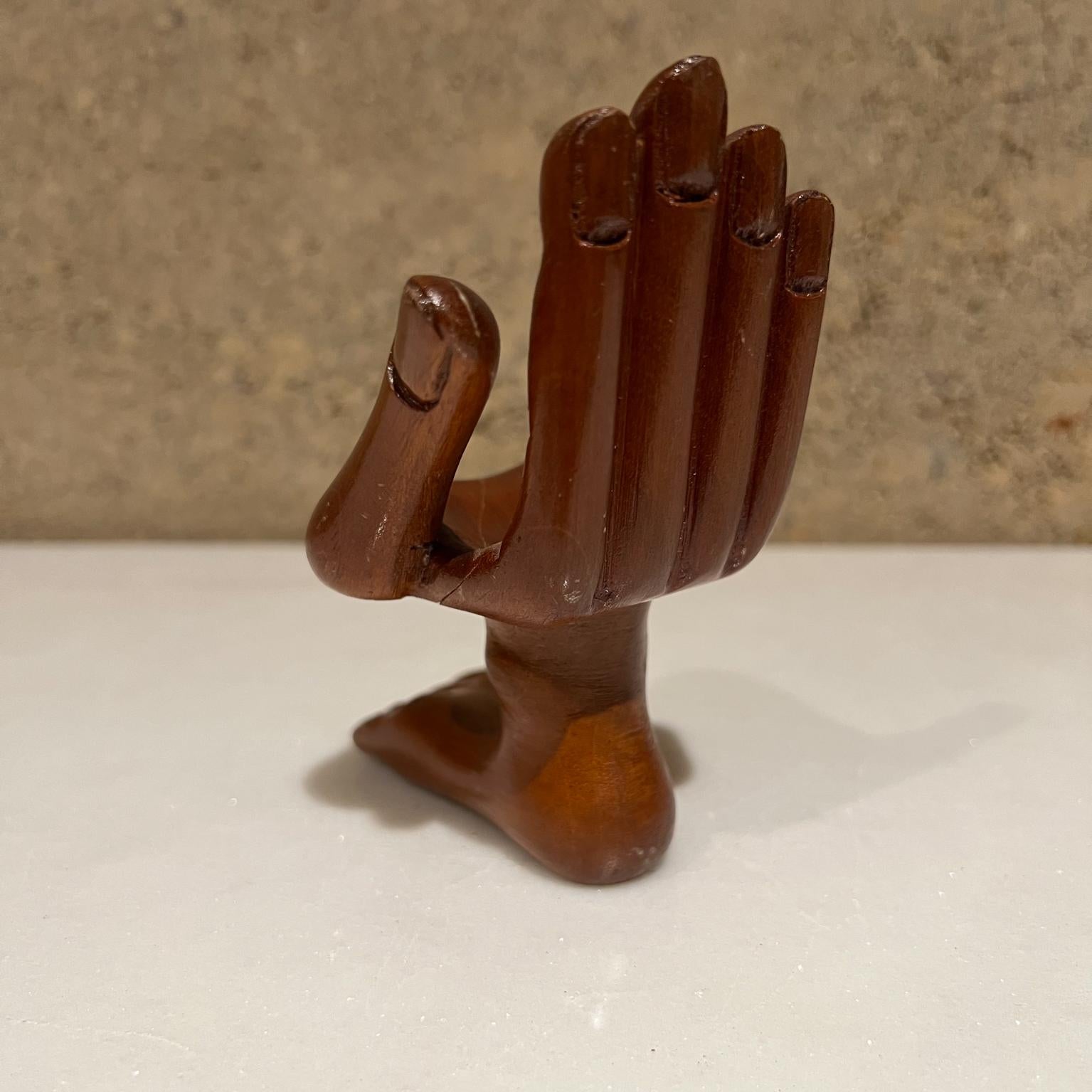 Mexicain 1960 Pedro Friedeberg Miniature Hand Foot Chair Sculpture en vente