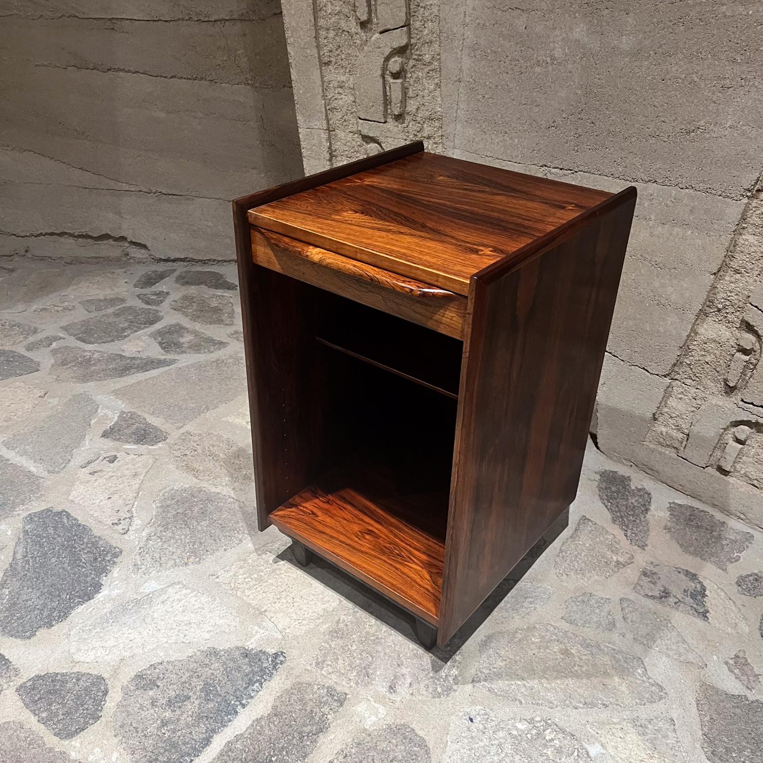 Table de nuit norvégienne Pega Ib Juul Christensen des années 1960 en vente 5