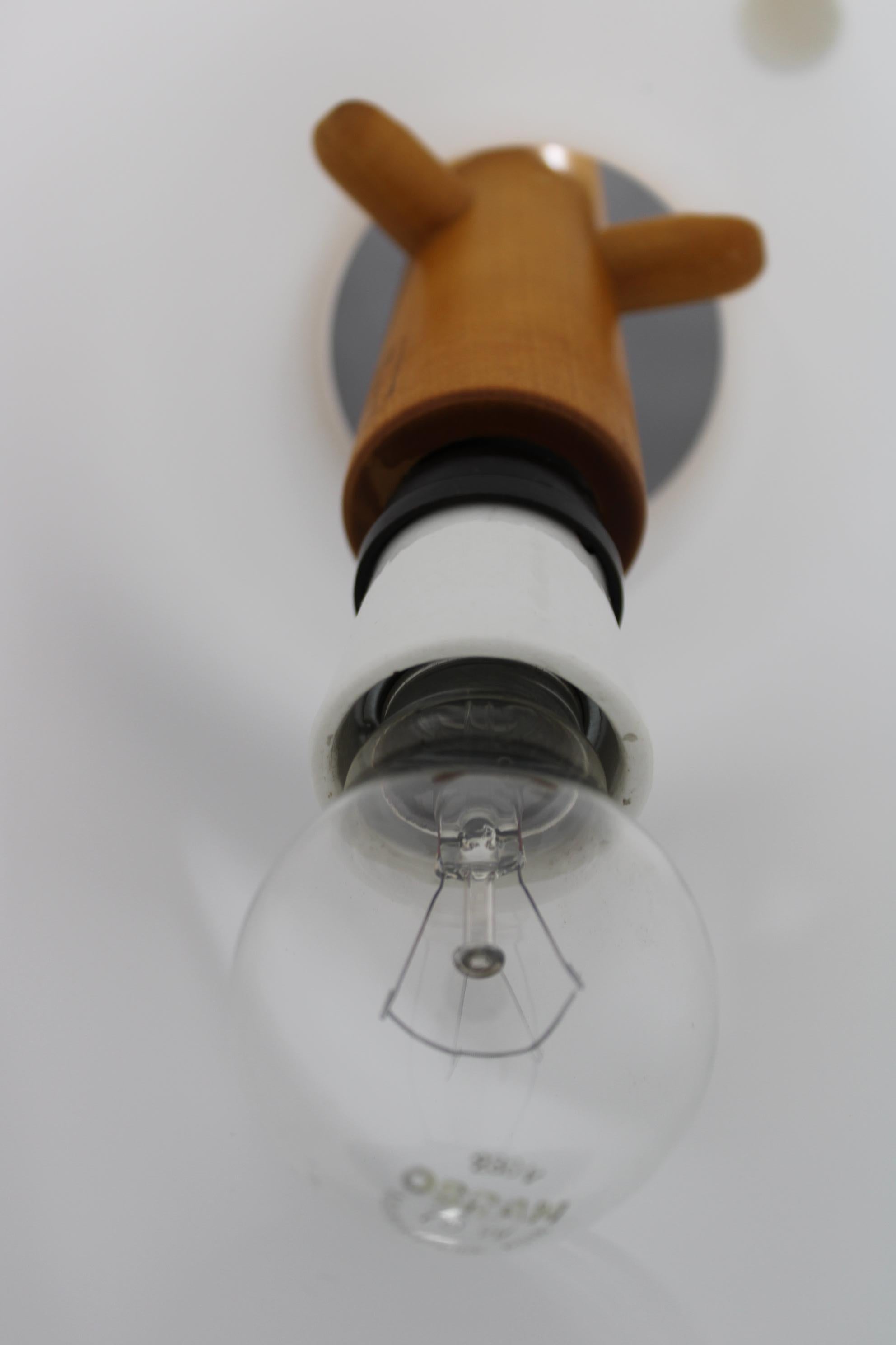 Lampada a sospensione in vetro degli anni '60 di ULUV, Cecoslovacchia in vendita 4