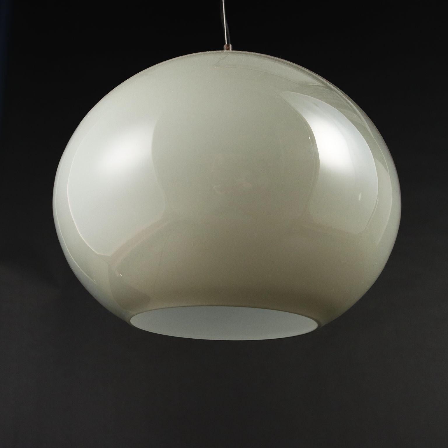 1960s Pending lamp In Good Condition For Sale In Milano, IT