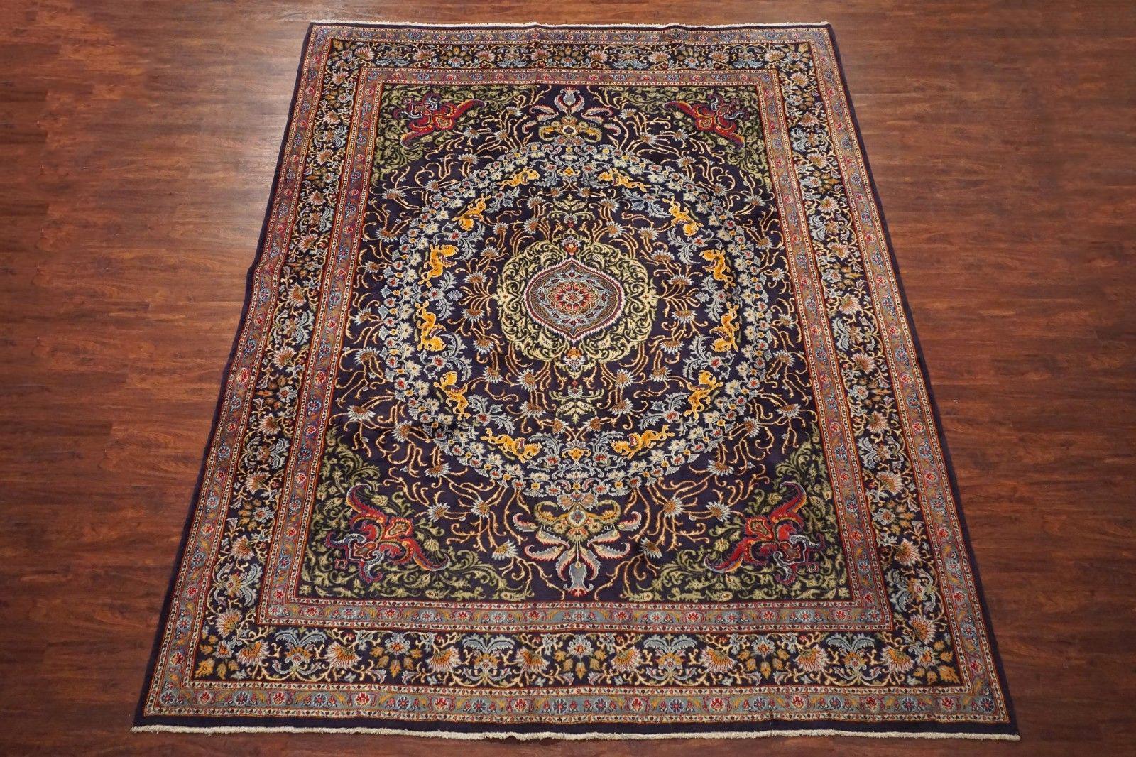 1960s Persian Dorokhsh rug with flying unicorn motif

Measure: 9' 8