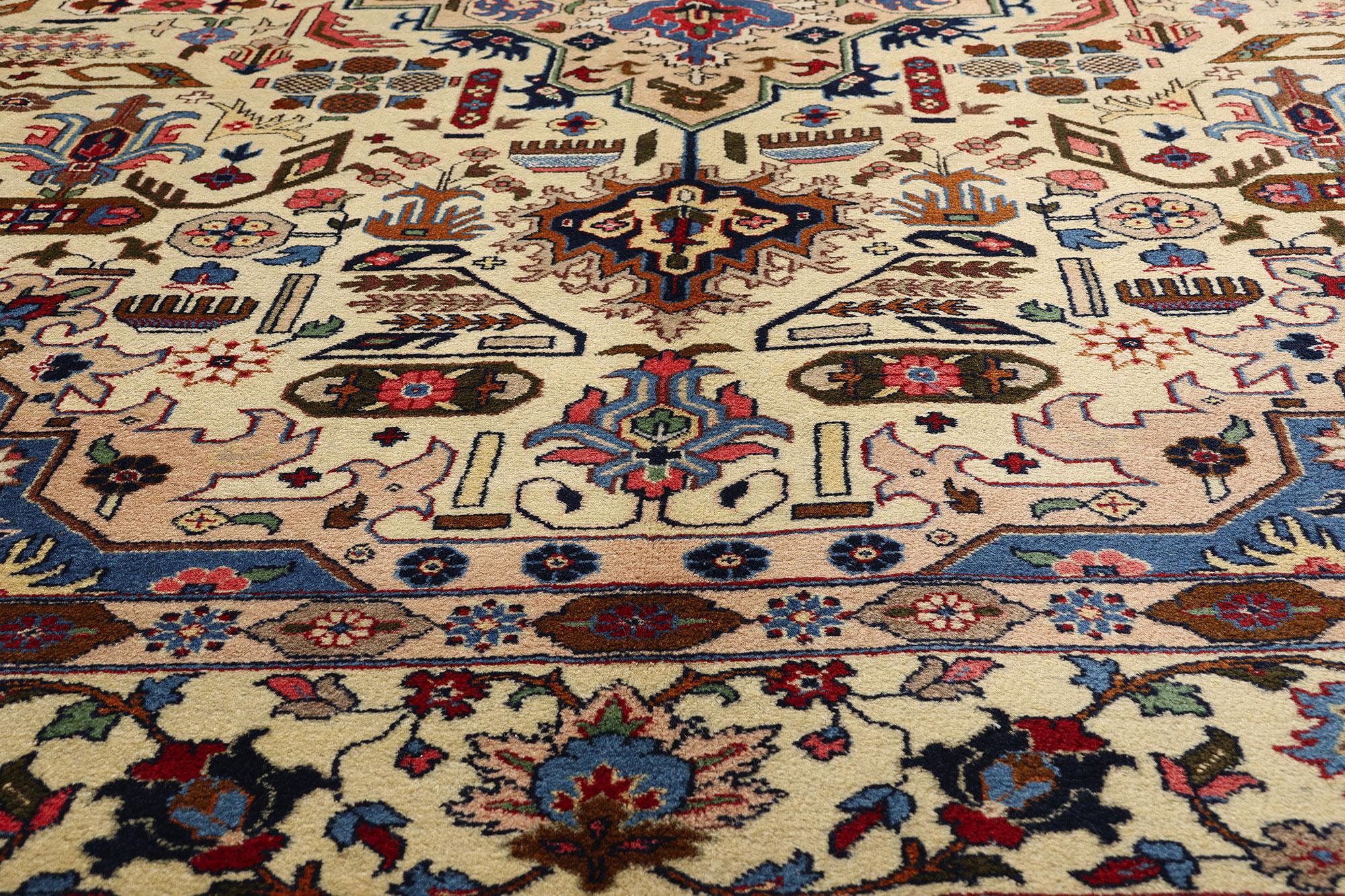 Persischer Täbriz-Teppich im modernen, traditionellen Stil im Zustand „Gut“ im Angebot in Dallas, TX