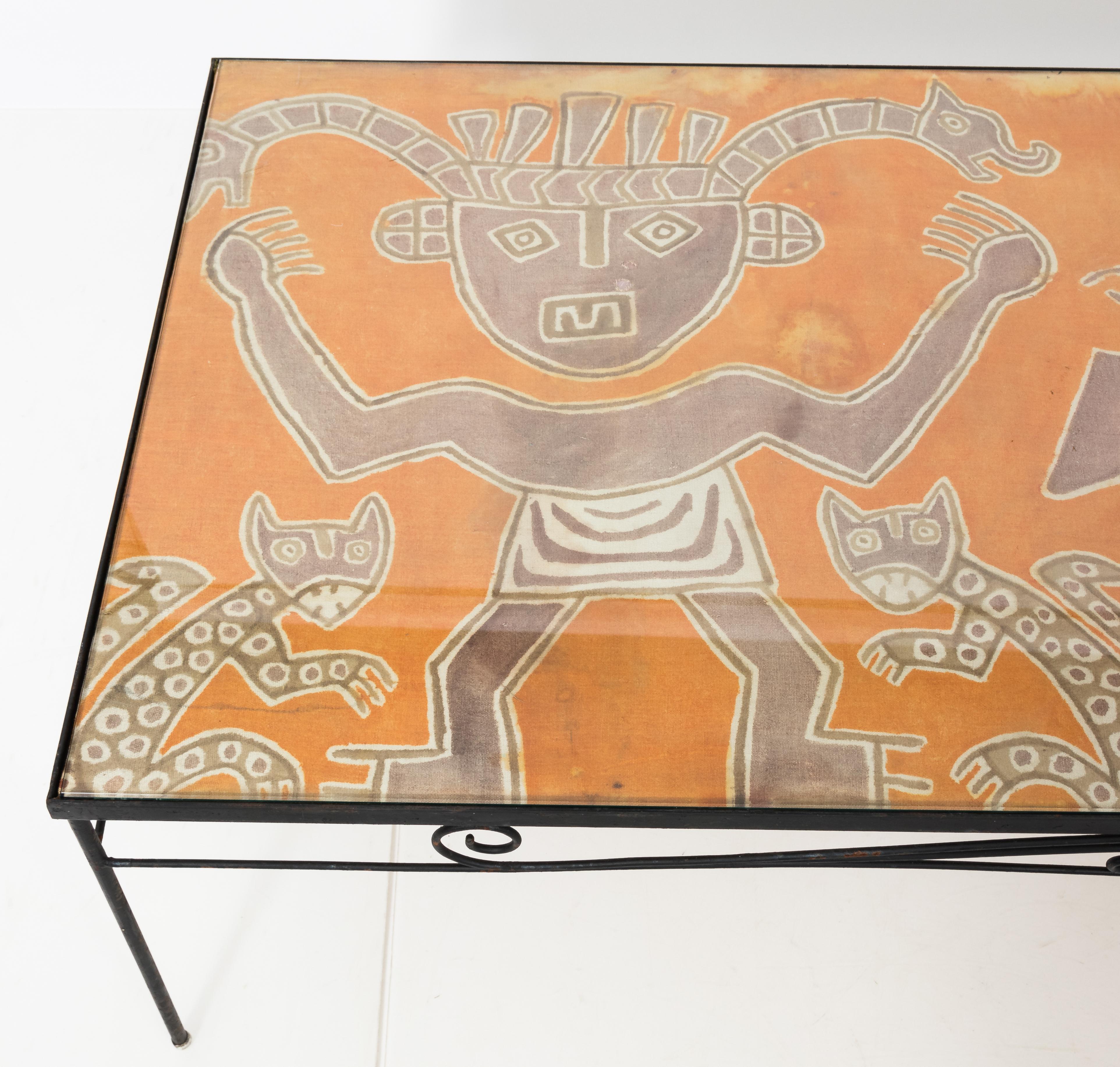 1960s Peruvian Pre-Colombian Textile Wrought Iron Coffee Table im Zustand „Gut“ in Stamford, CT