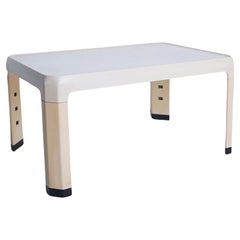 1960s Petite Cream Coffee Table by Alberto Rosselli for Kartell