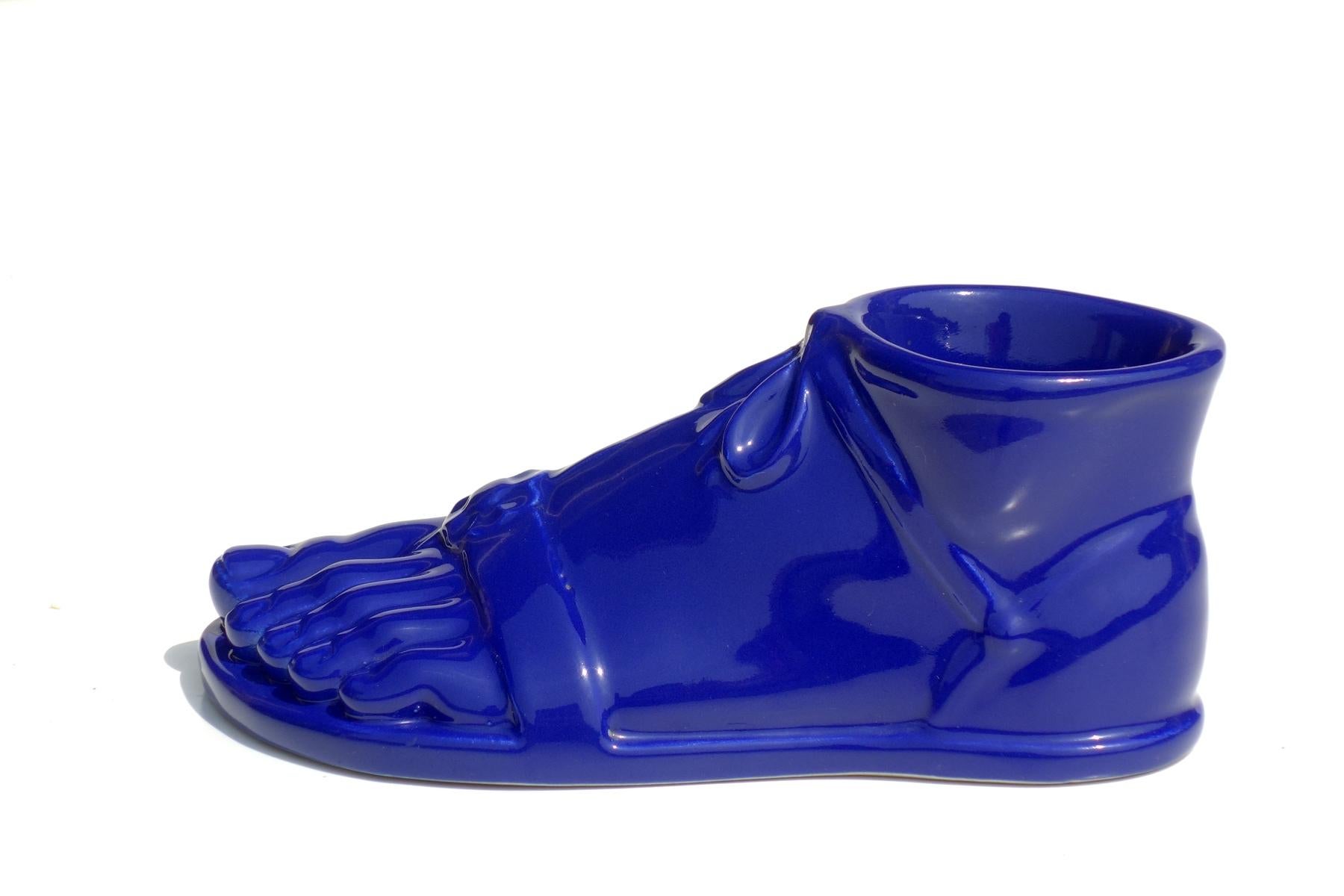 Mid-Century Modern 1960s Piero Fornasetti Roman Foot Italian Design Blue Pottery For Sale