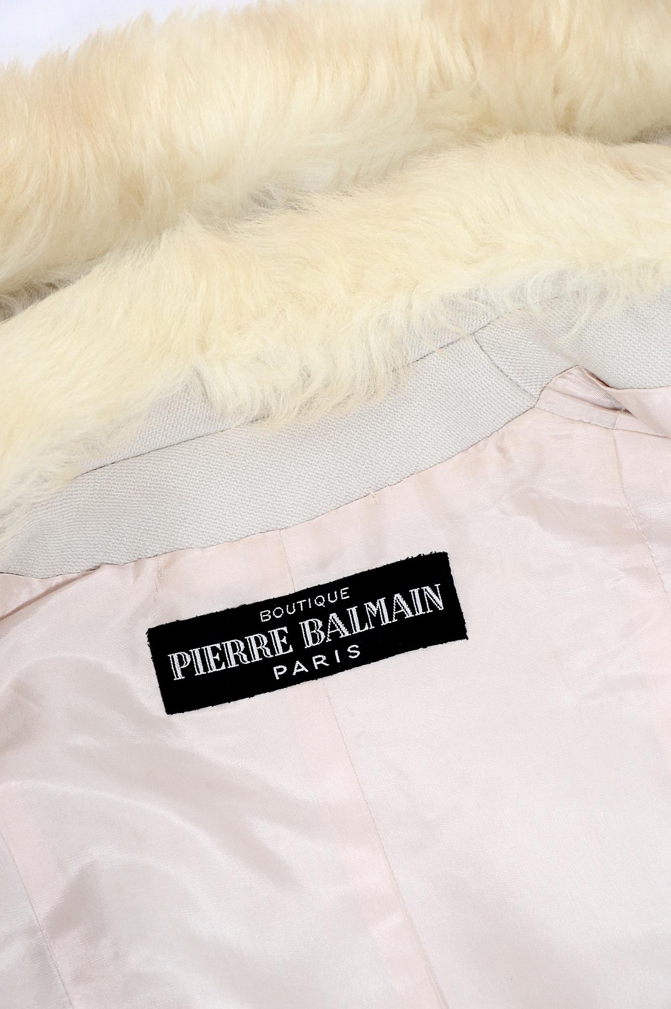 1960s Pierre Balmain Boutique trimmed with shearling vintage wool coat In Good Condition In Antwerp, BE