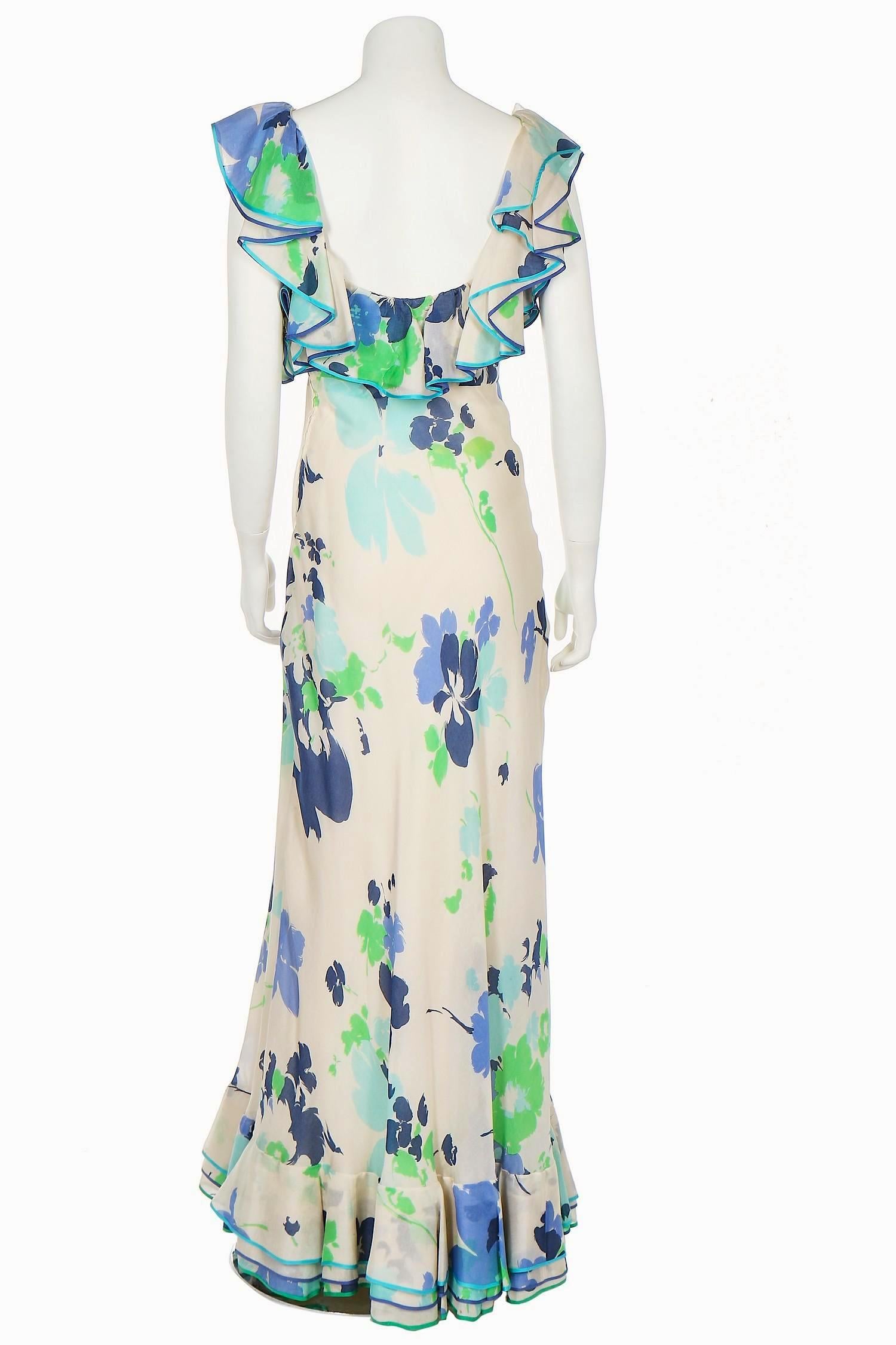 Women's 1960's Pierre Balmain Haute Couture Floral Printed Silk Gown No.158143 For Sale