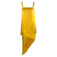 1960er Pierre Balmain Haute Couture Marigold Gelbes Seiden-Satin-Blütenblattkleid mit gestuften Blütenblättern