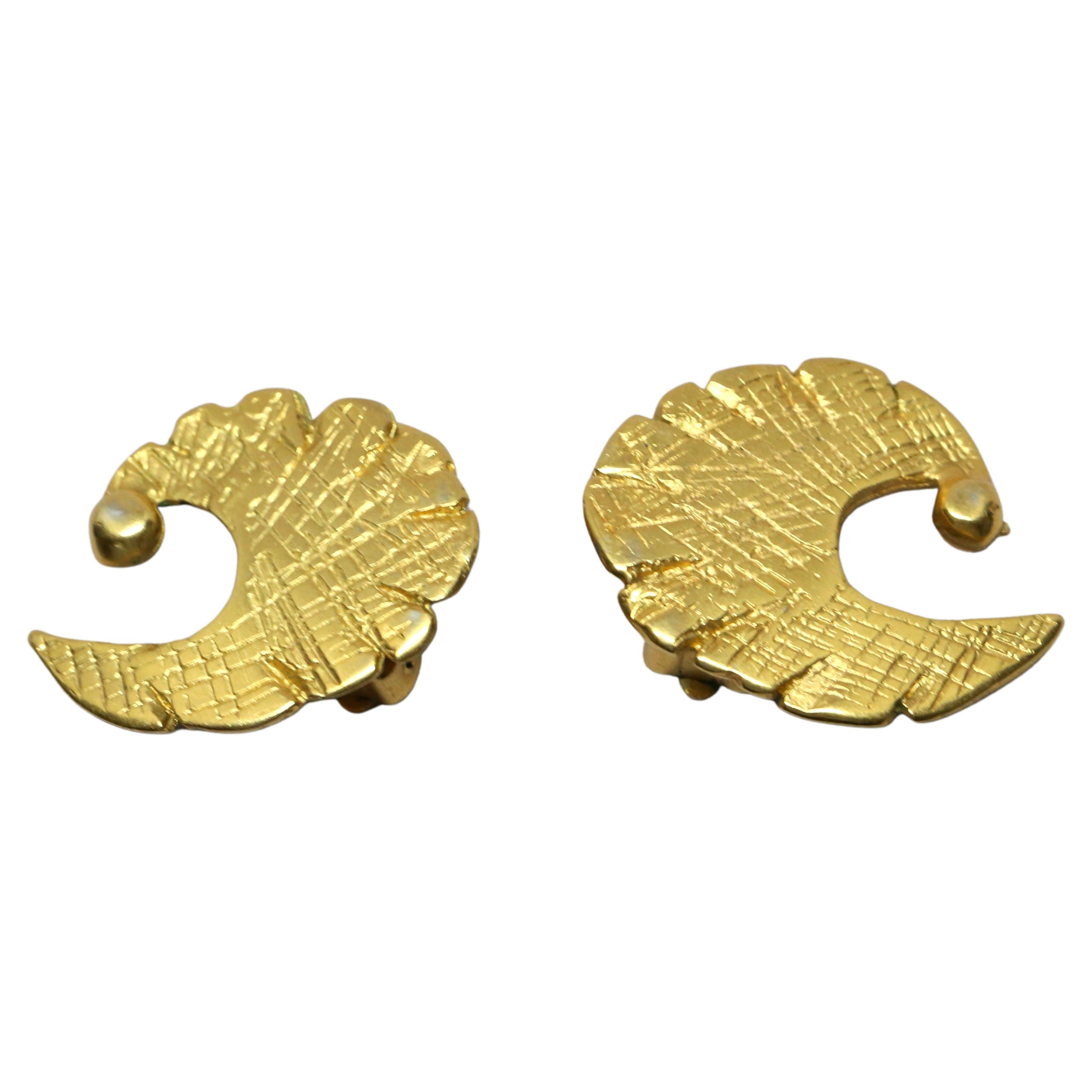 1960's Pierre Cardin organically shaped earrings In Good Condition For Sale In San Fransisco, CA