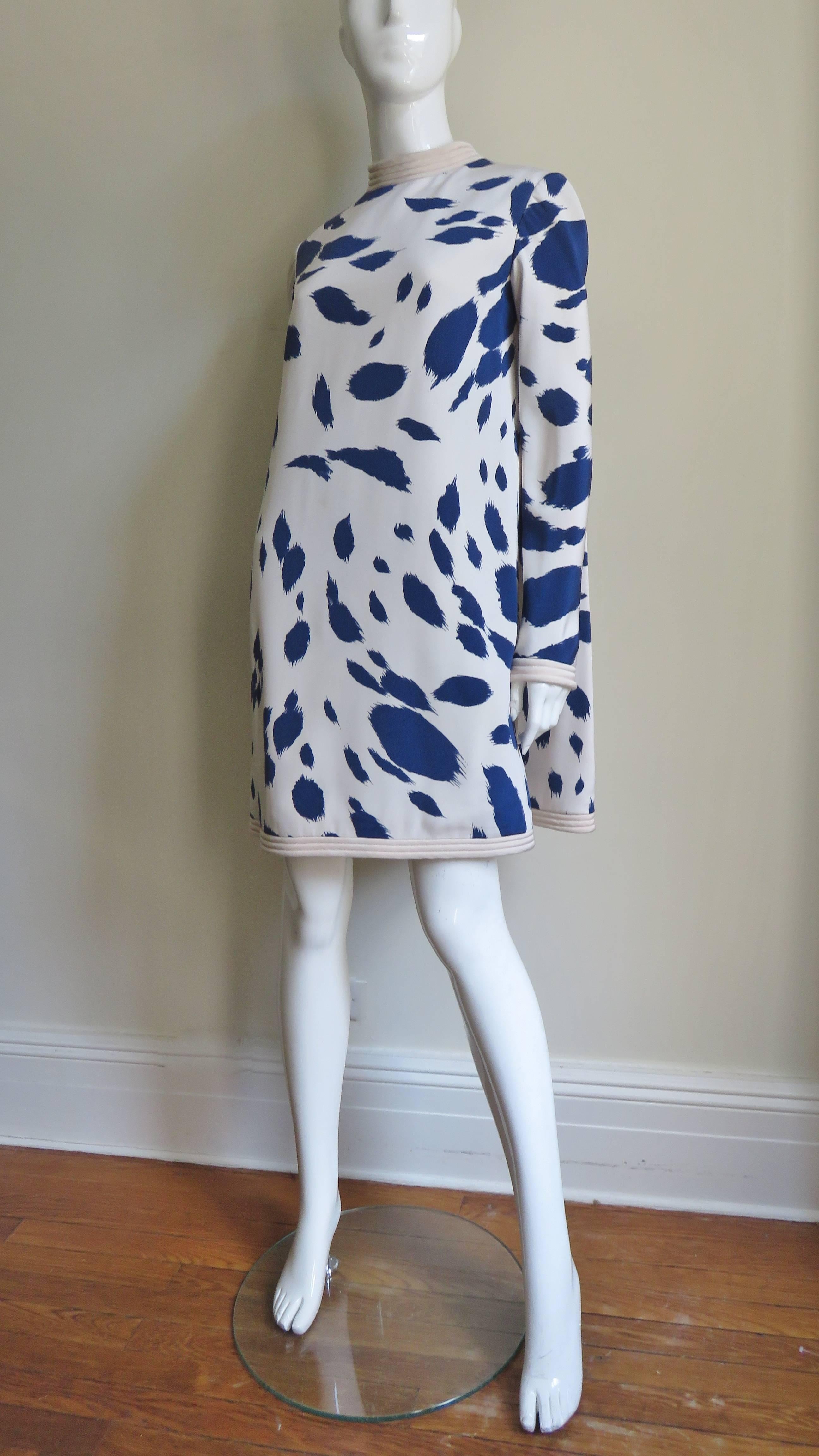 Pierre Cardin Silk Cape Back Dress 1960s For Sale 5