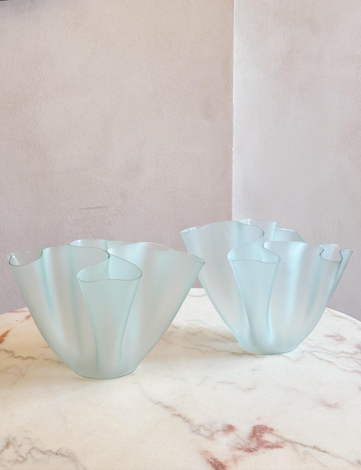 Vetro 1960s Pietro Chiesa Pale Blue Glass Tissue Vase in vendita