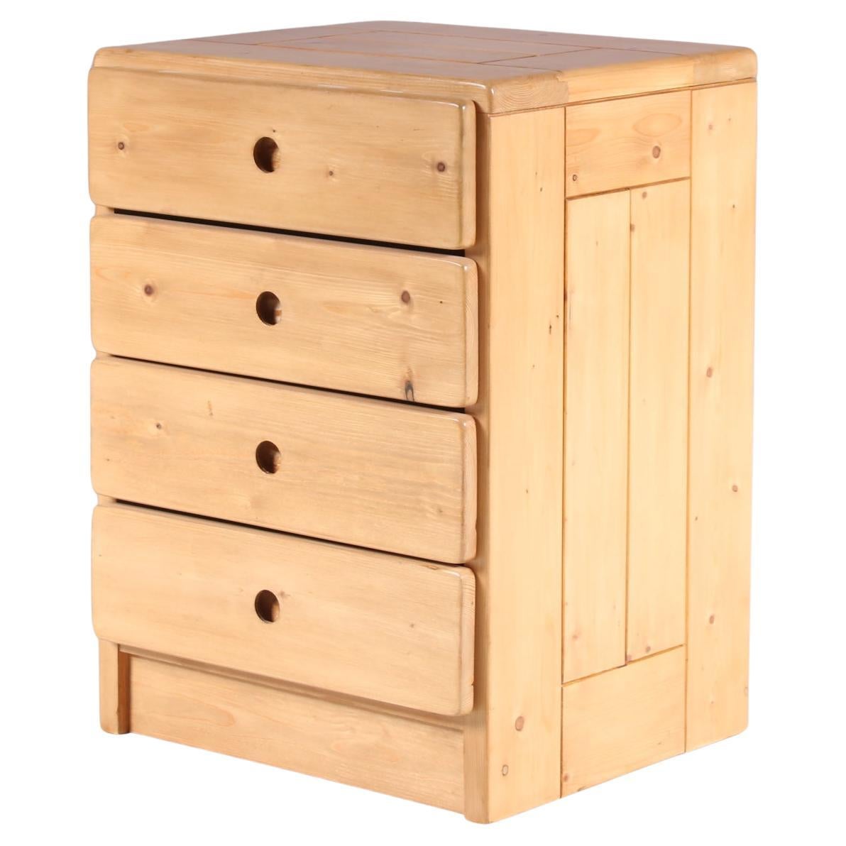 1960s Pine drawer cabinet by Charlotte Perriand for Les Arcs, France For Sale
