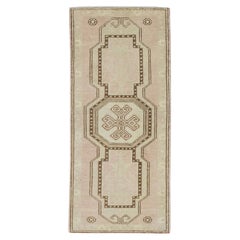 1960s Pink 
Beige Vintage Turkish Mini Rug 1
8" X 3
6"