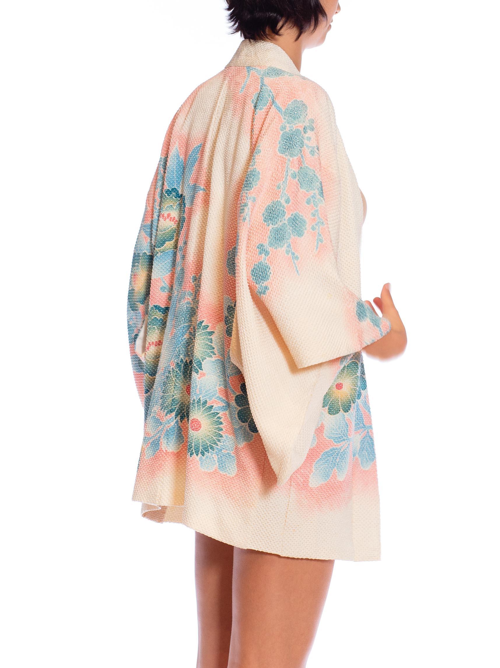 Women's 1960S Pink & Blue  Japanese Shibori Silk Short Kimono For Sale