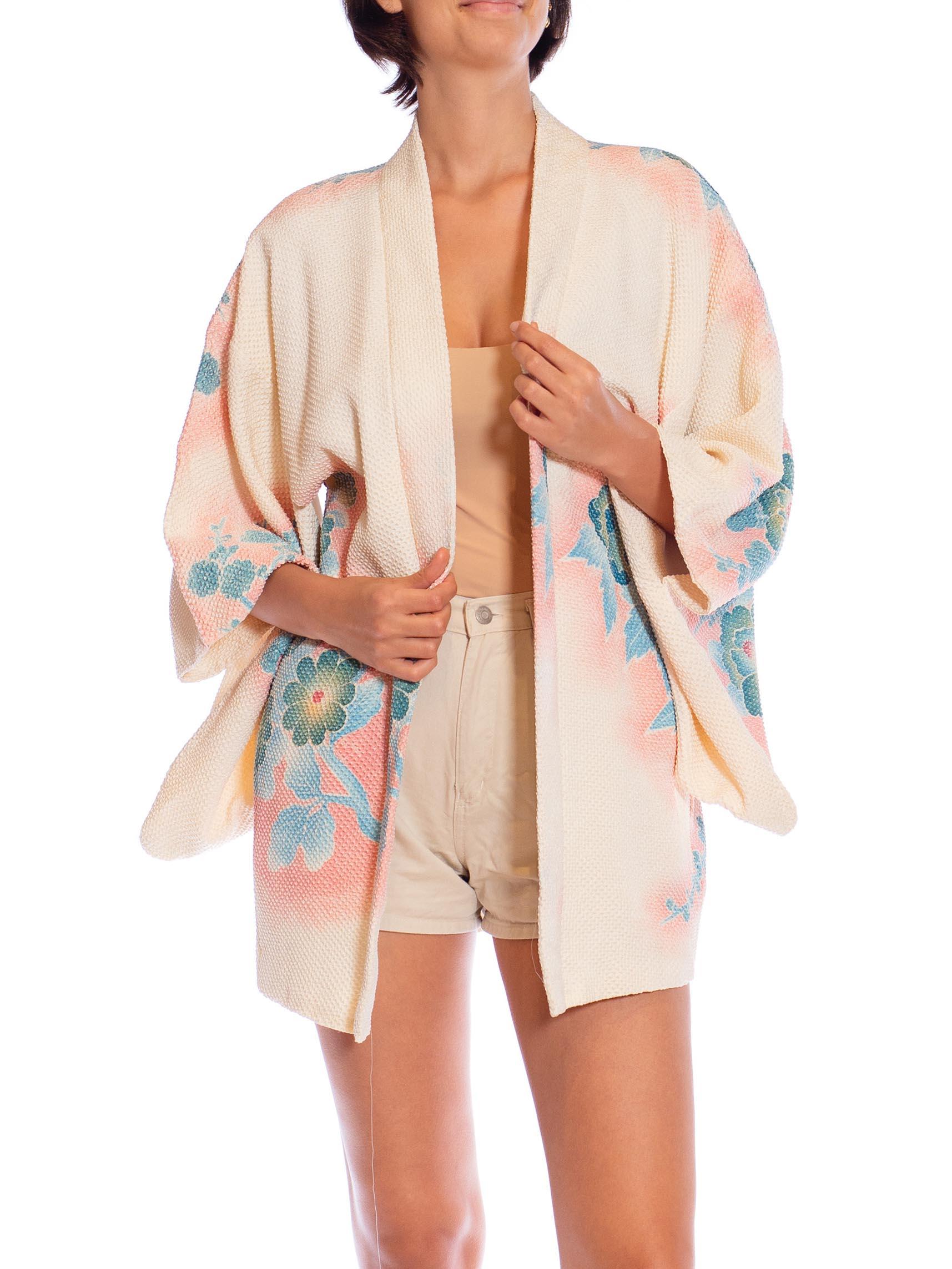 1960S Pink & Blue  Japanese Shibori Silk Short Kimono For Sale 1