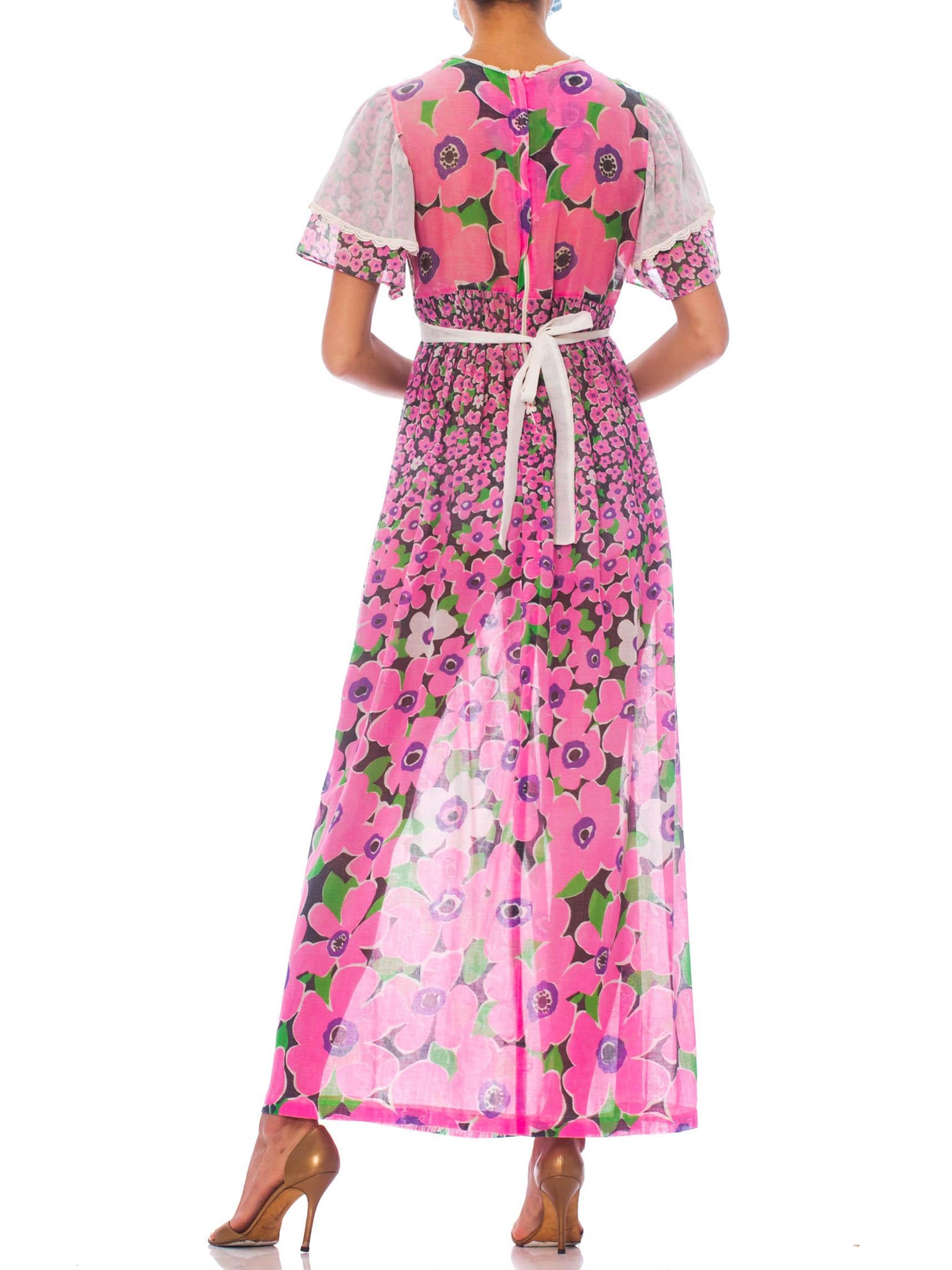 1960S Pink Floral Cotton Lawn Maxi Dress With Cape Sleeves & Lace Trim For Sale 2
