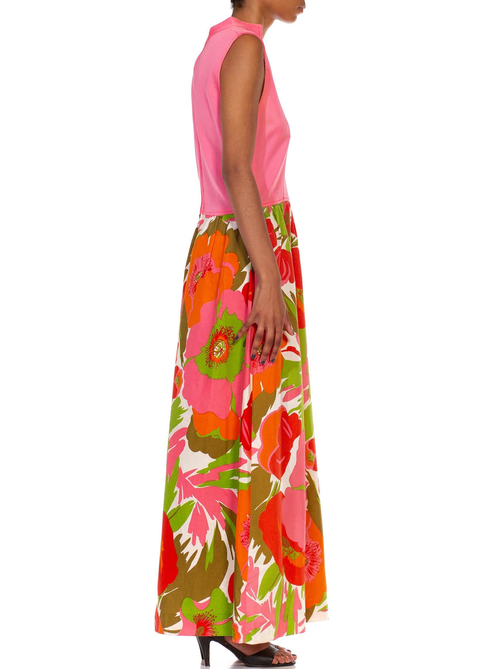 1960S Pink & Green Acetate Large Floral Print Skirt Dress In Excellent Condition For Sale In New York, NY