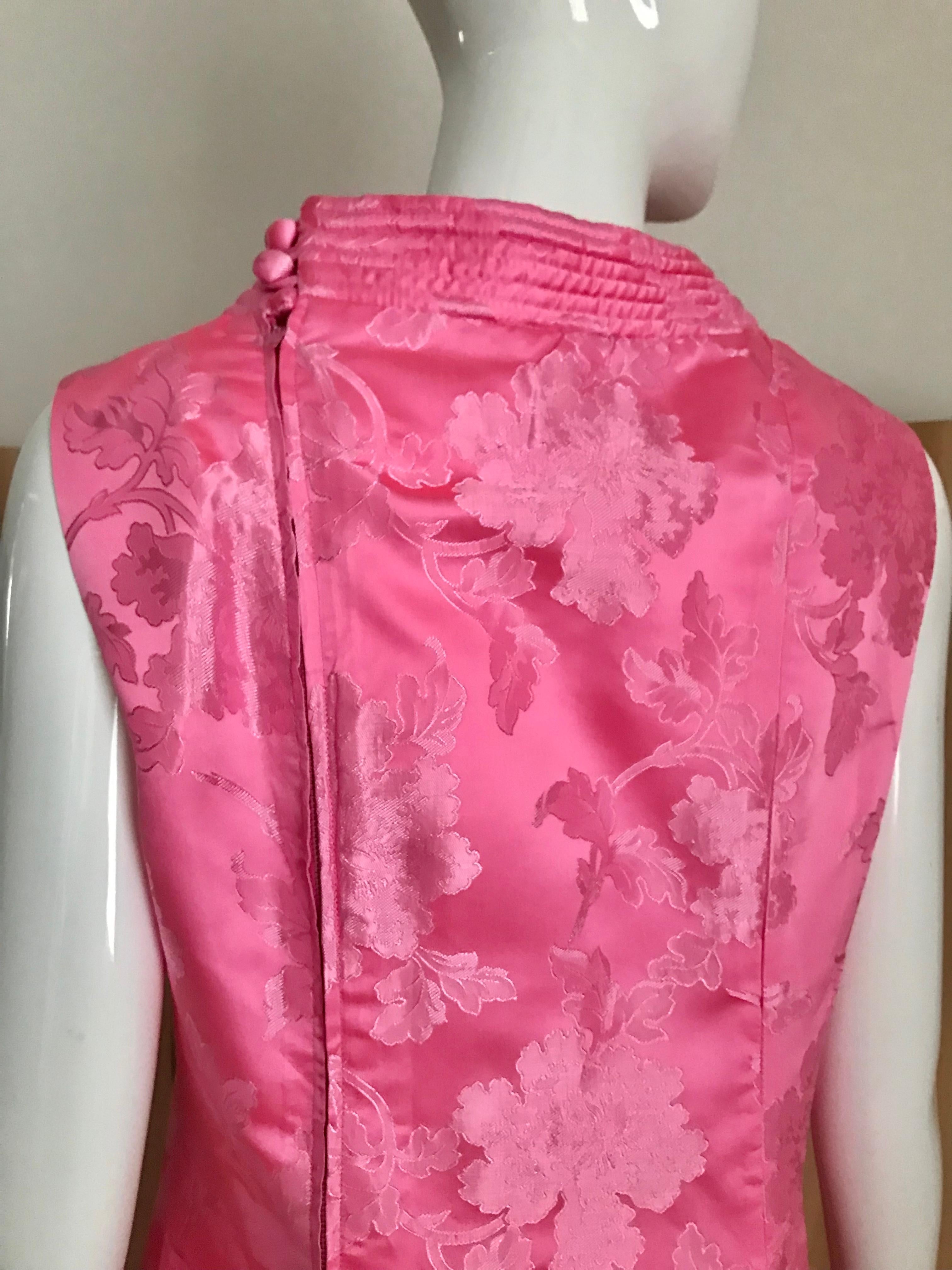 1960s Pink Jacquard Sleeveless Dress In Excellent Condition In Beverly Hills, CA