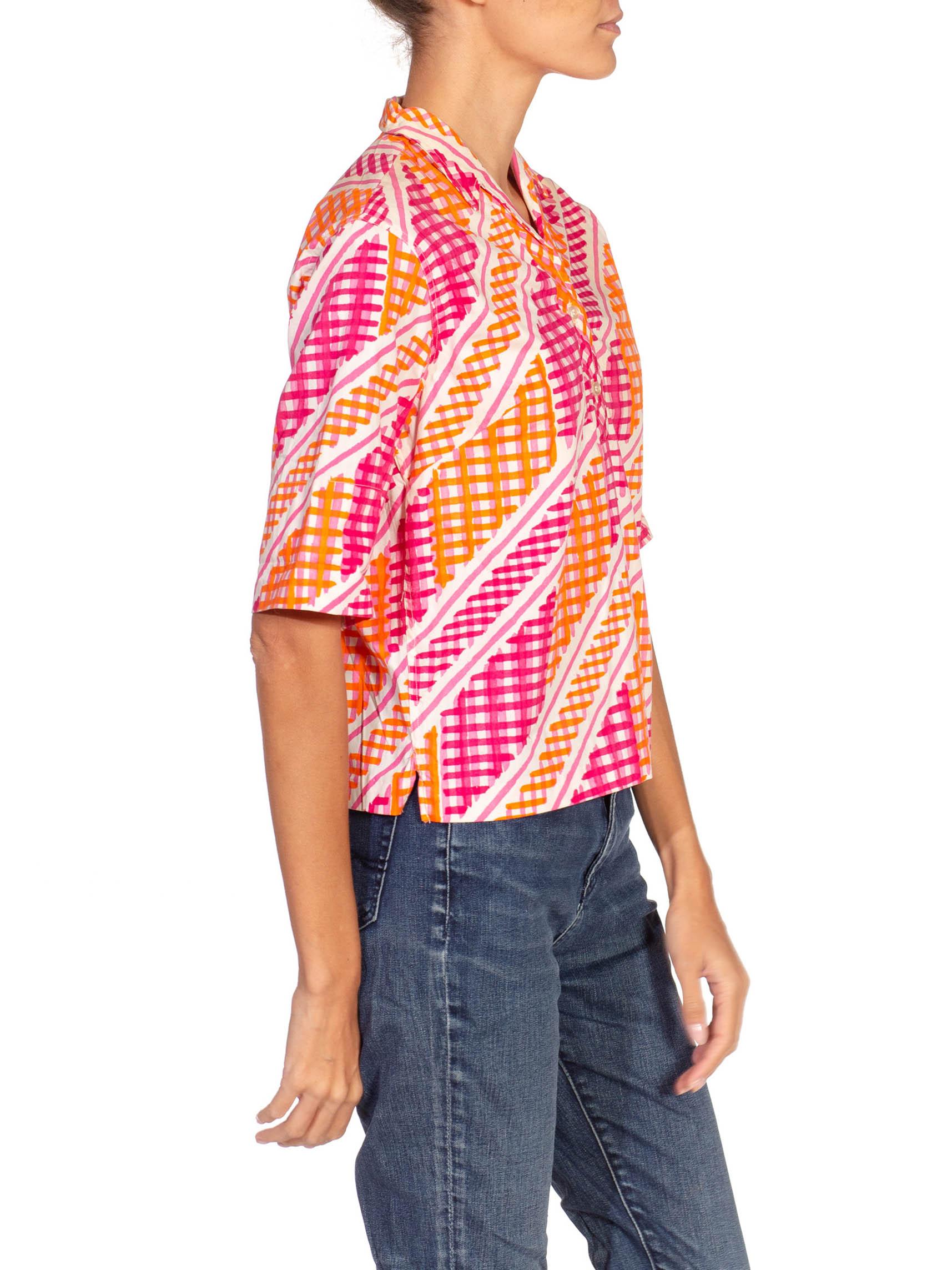 Haut en coton imprimé géométrique rose et orange des années 1960 Pour femmes en vente