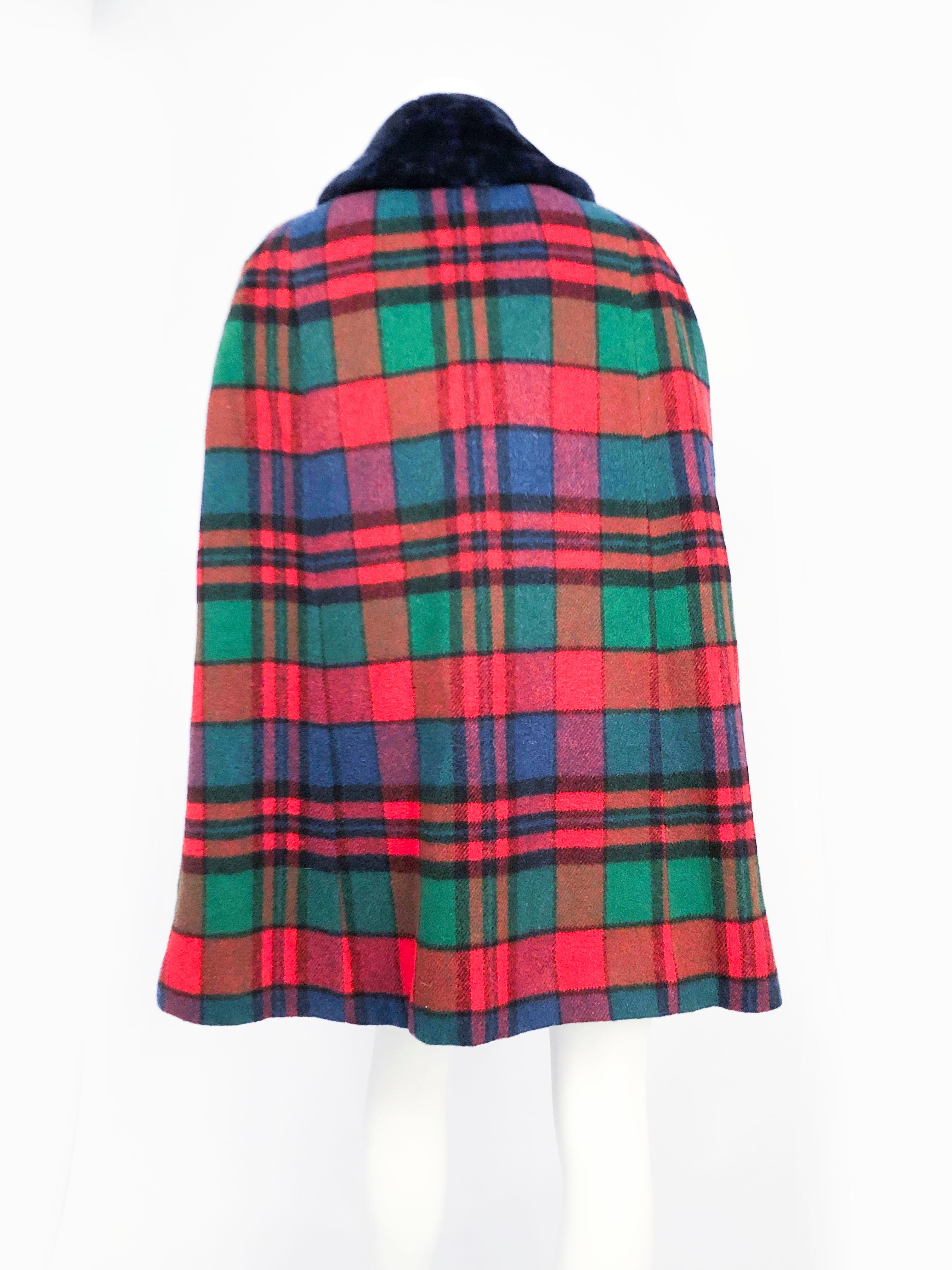 Women's 1960s Plaid Wool Cape with Navy Faux Fur Collar
