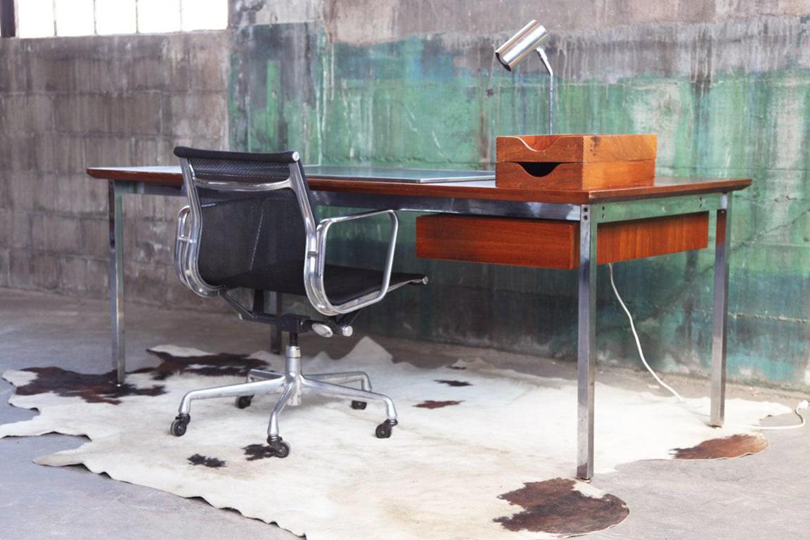 Very rare and incredibly stunning large surface 1960's executive desk for the Stow Davis 