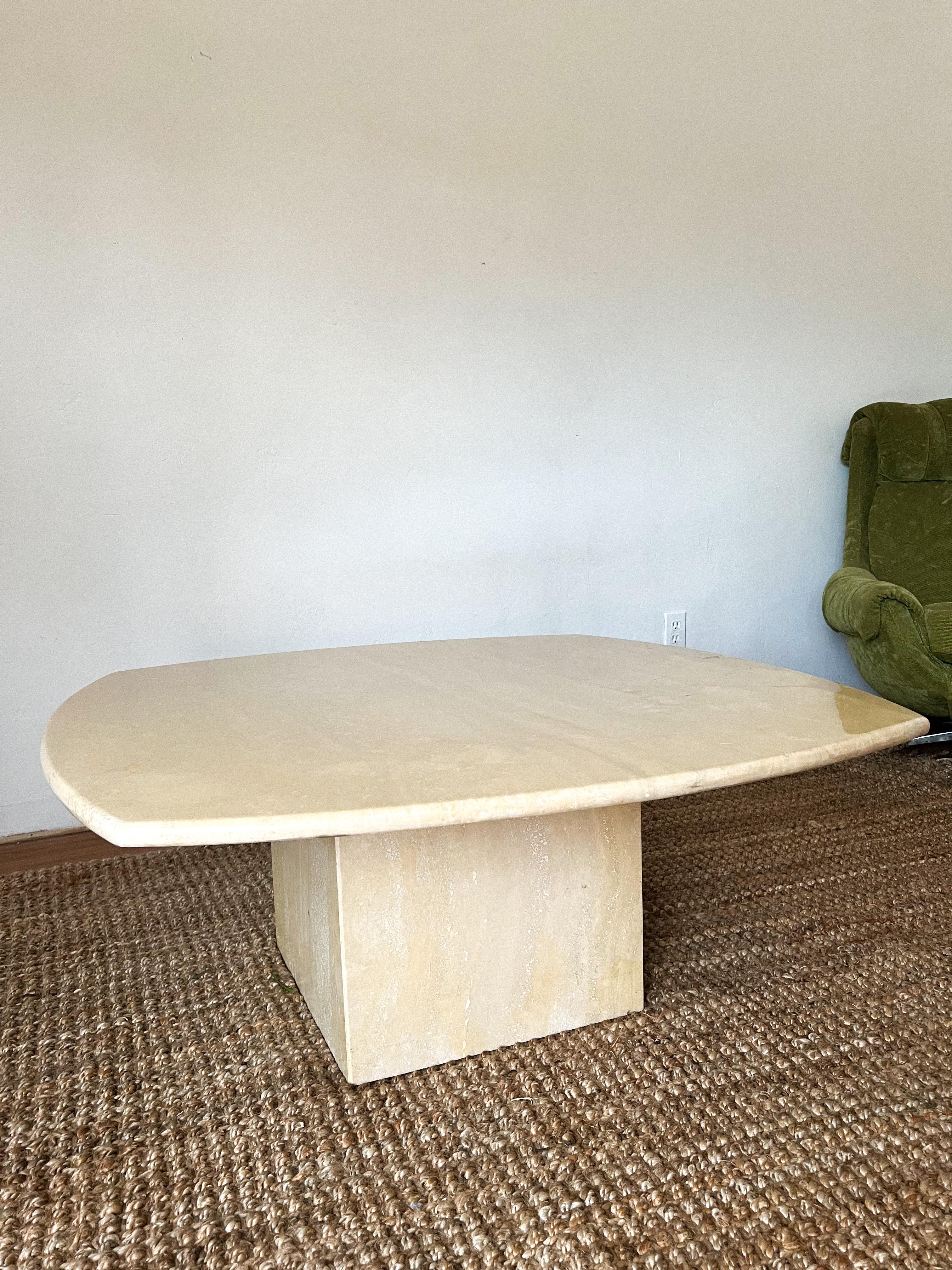 Late 20th Century 1960s Postmodern Italian Polished Travertine Coffee Table For Sale