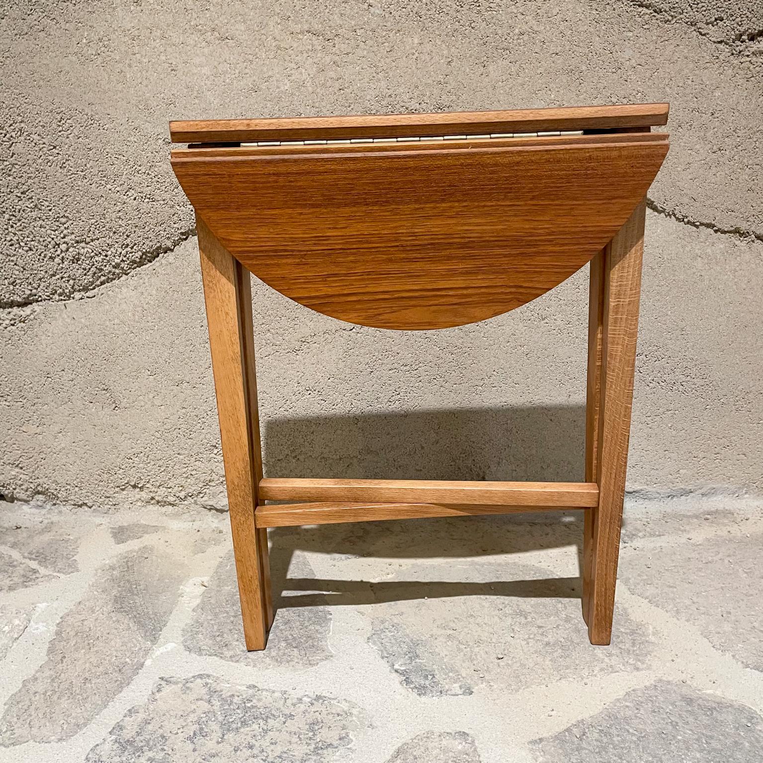 1960s Poul Hundevad Practical Teak Folding Round Side Tables Scandinavian Modern 2