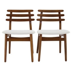 1960s Poul M. Volther Pair of J48 Chairs in Oak , Denmark