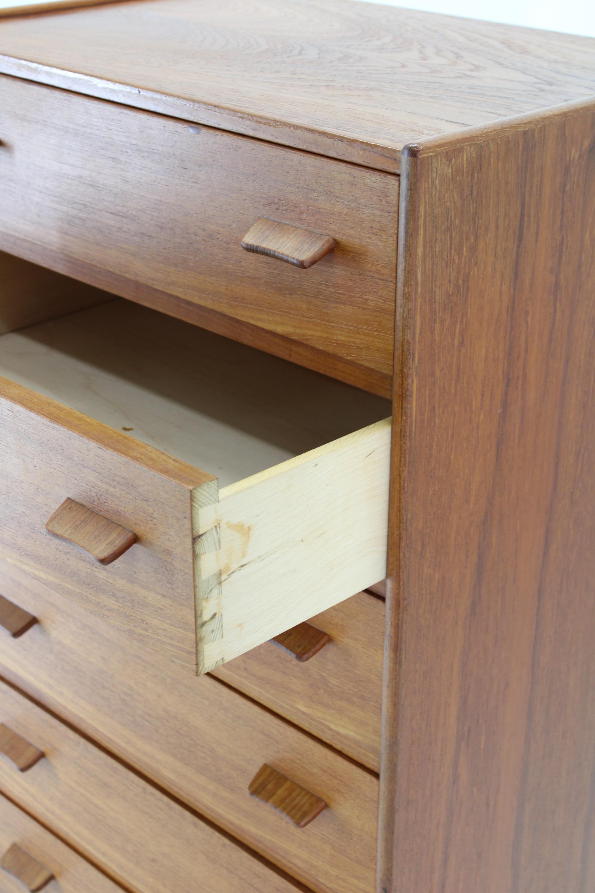 Cassettiera in teak Poul Volther del 1960 di Munch Slagelse Mobler, Danimarca in vendita 4