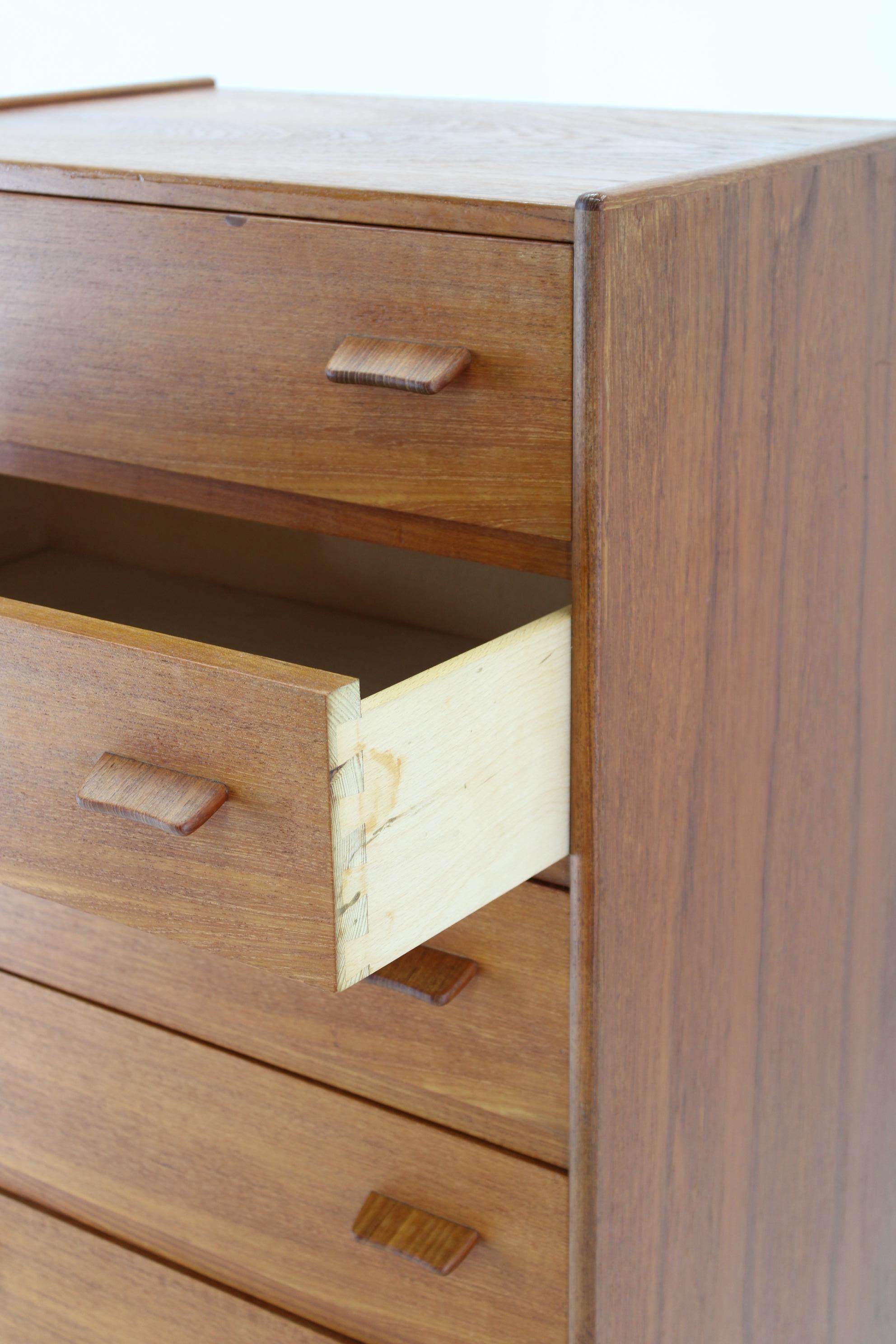 Cassettiera in teak Poul Volther del 1960 di Munch Slagelse Mobler, Danimarca in vendita 5