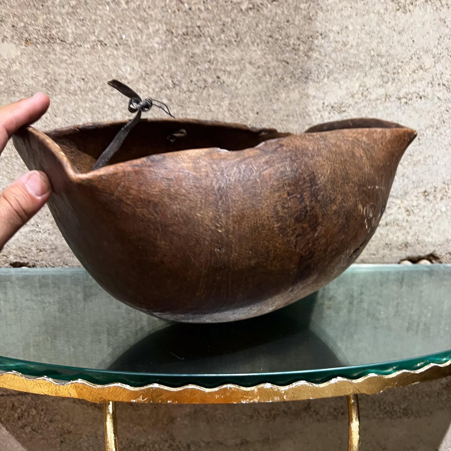 1960s Primitive Art Patinated Wood Carved Bowl Turkana Kenya For Sale 1