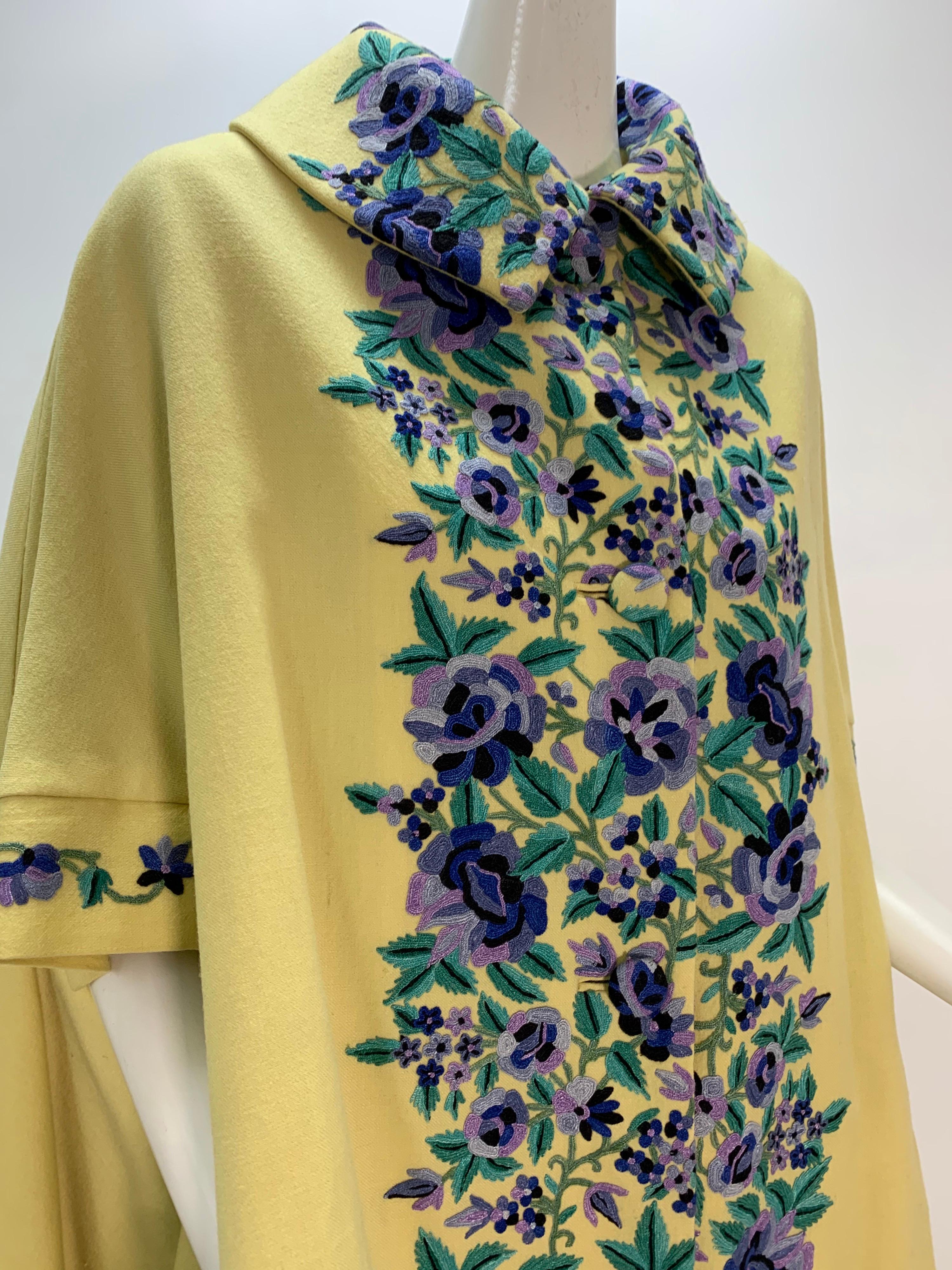 1960s Profils Du Monde Citrine Wool Swing Coat W/ Crewel Floral Embroidery Front For Sale 5