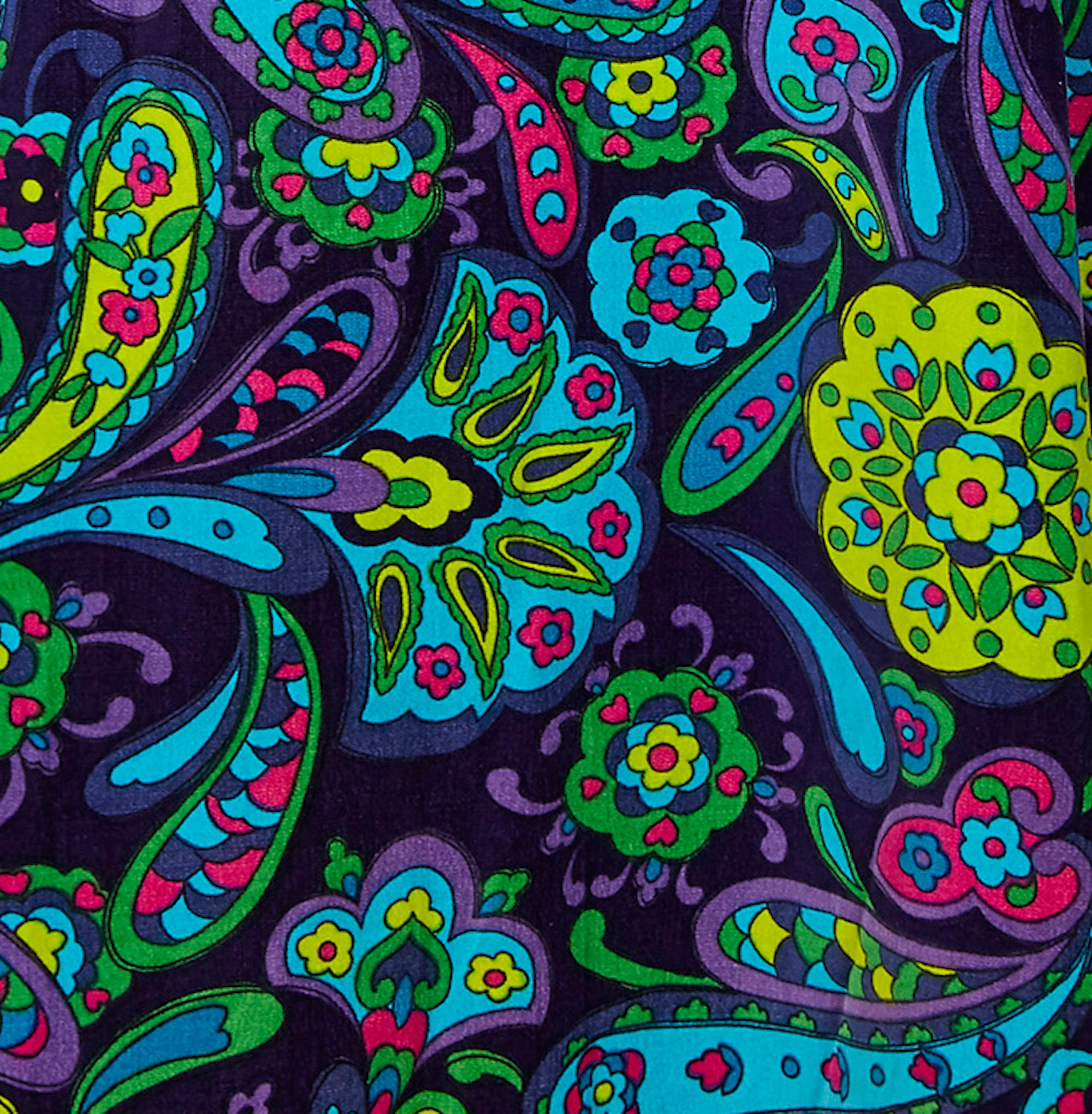 1960s Psychedelic Paisley Print Velvet Maxi Skirt and Top Ensemble For Sale 5